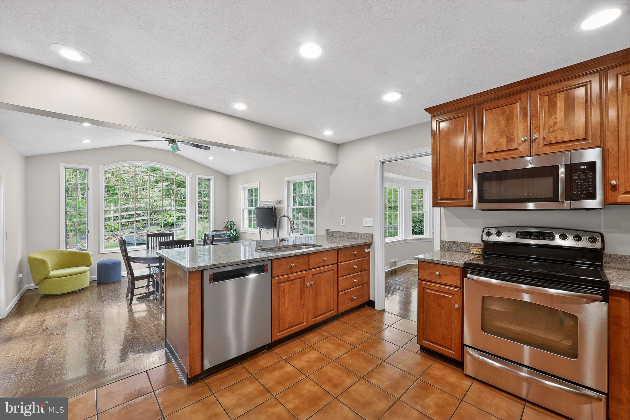 DEEPDALE - Residential