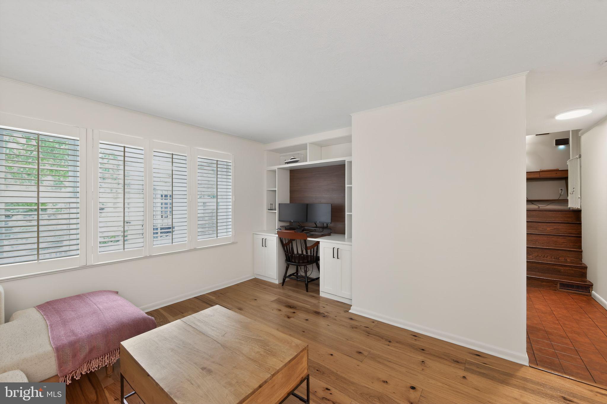 DEEPDALE - Residential
