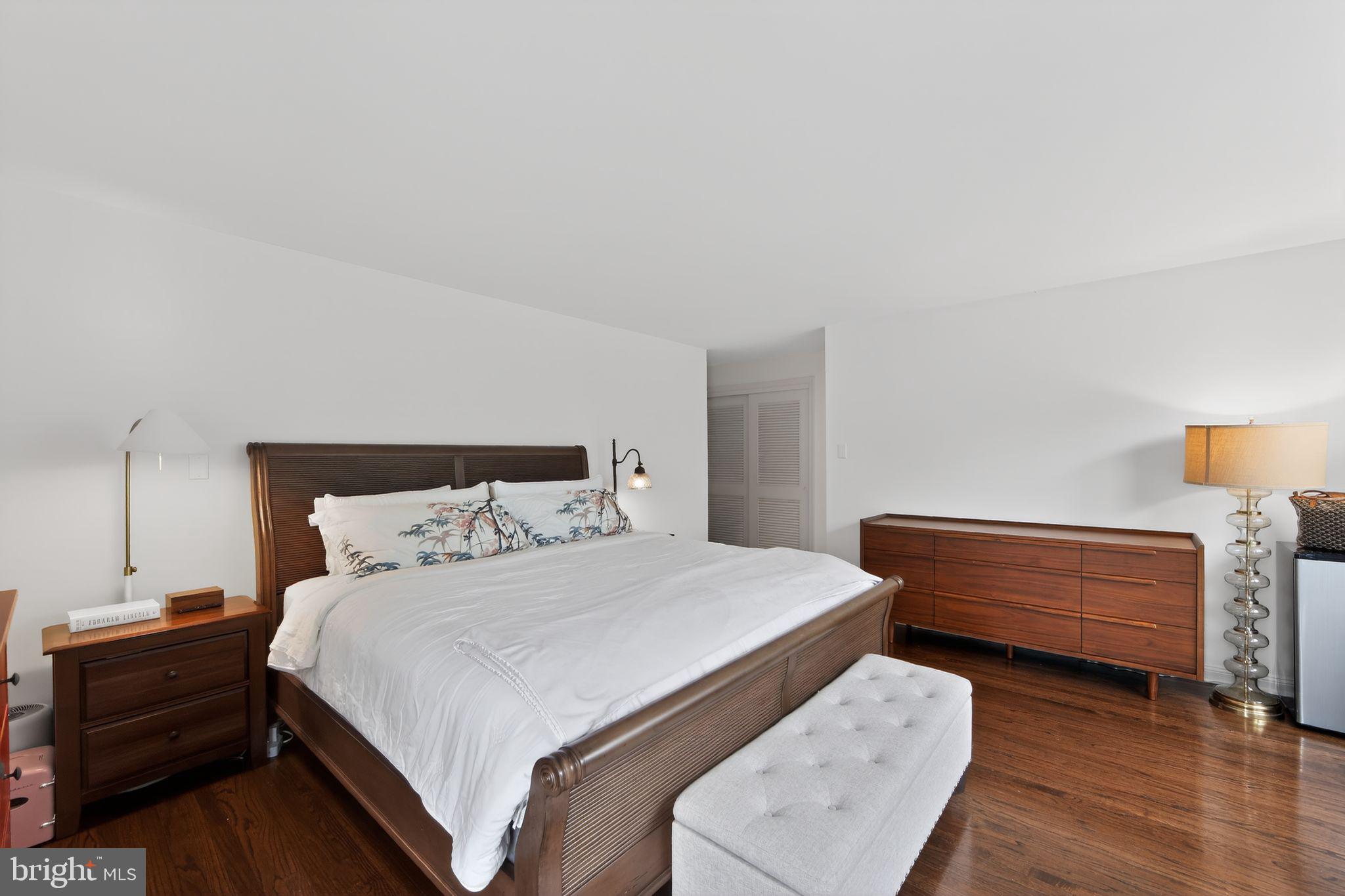 DEEPDALE - Residential