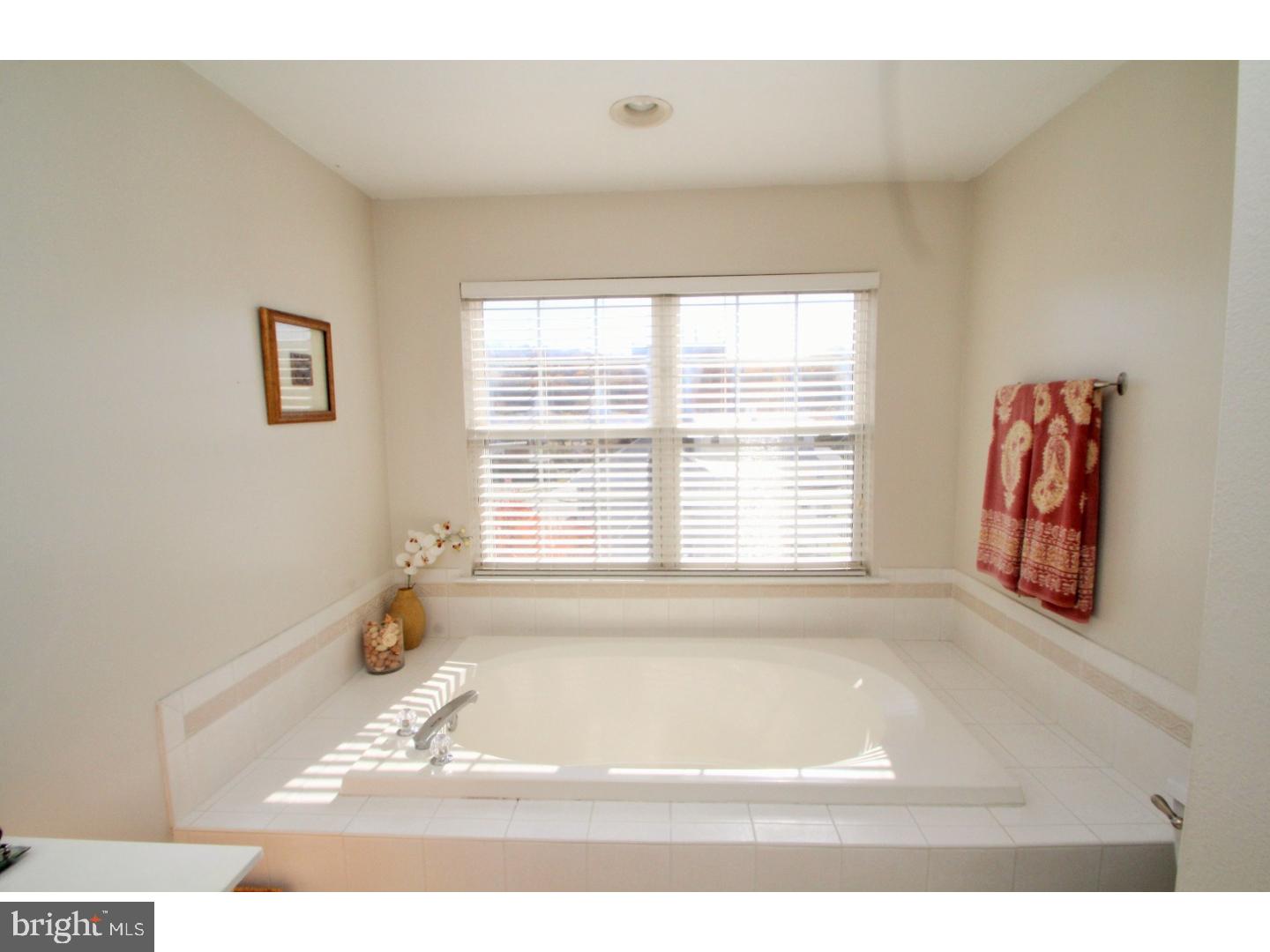 CONSHOHOCKEN - Residential