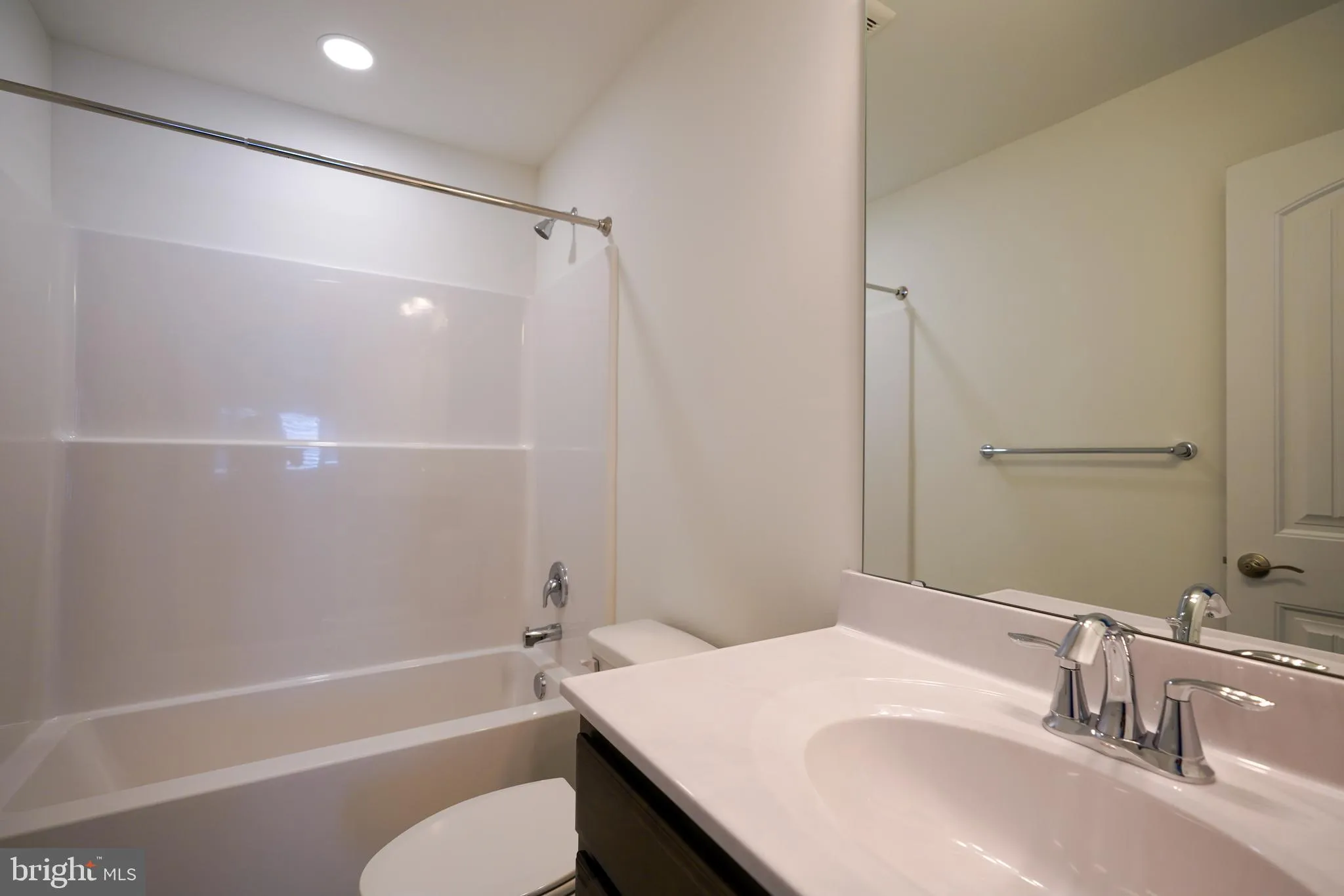 Millsboro, Delaware 19966, United States, 4 Bedrooms Bedrooms, ,4 BathroomsBathrooms,Residential,Contingent,200512