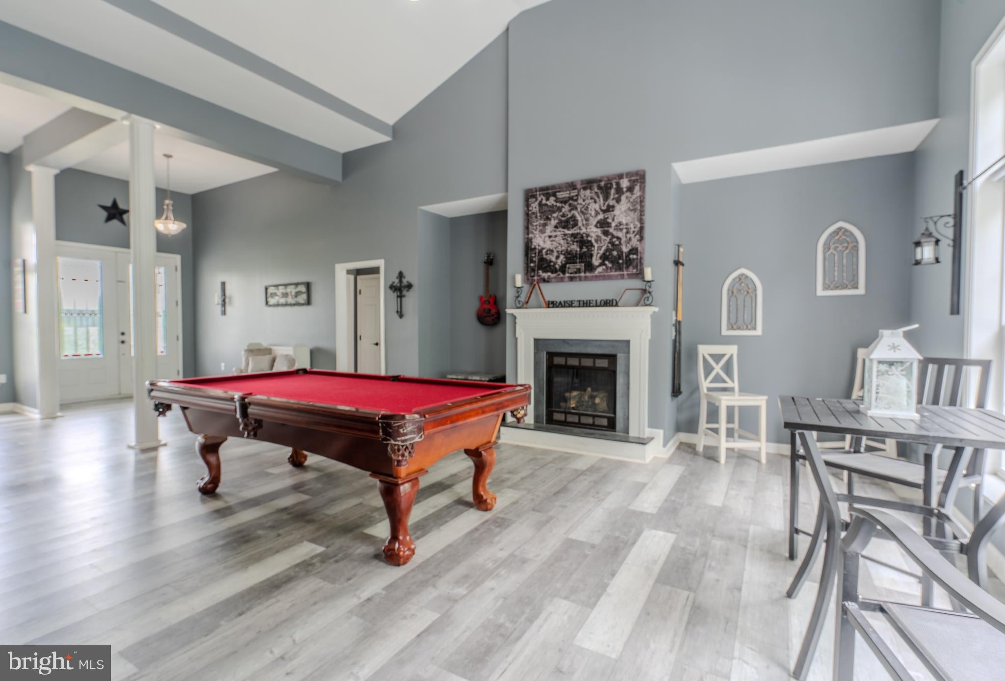 6315 LITTLE ACRES LANE
