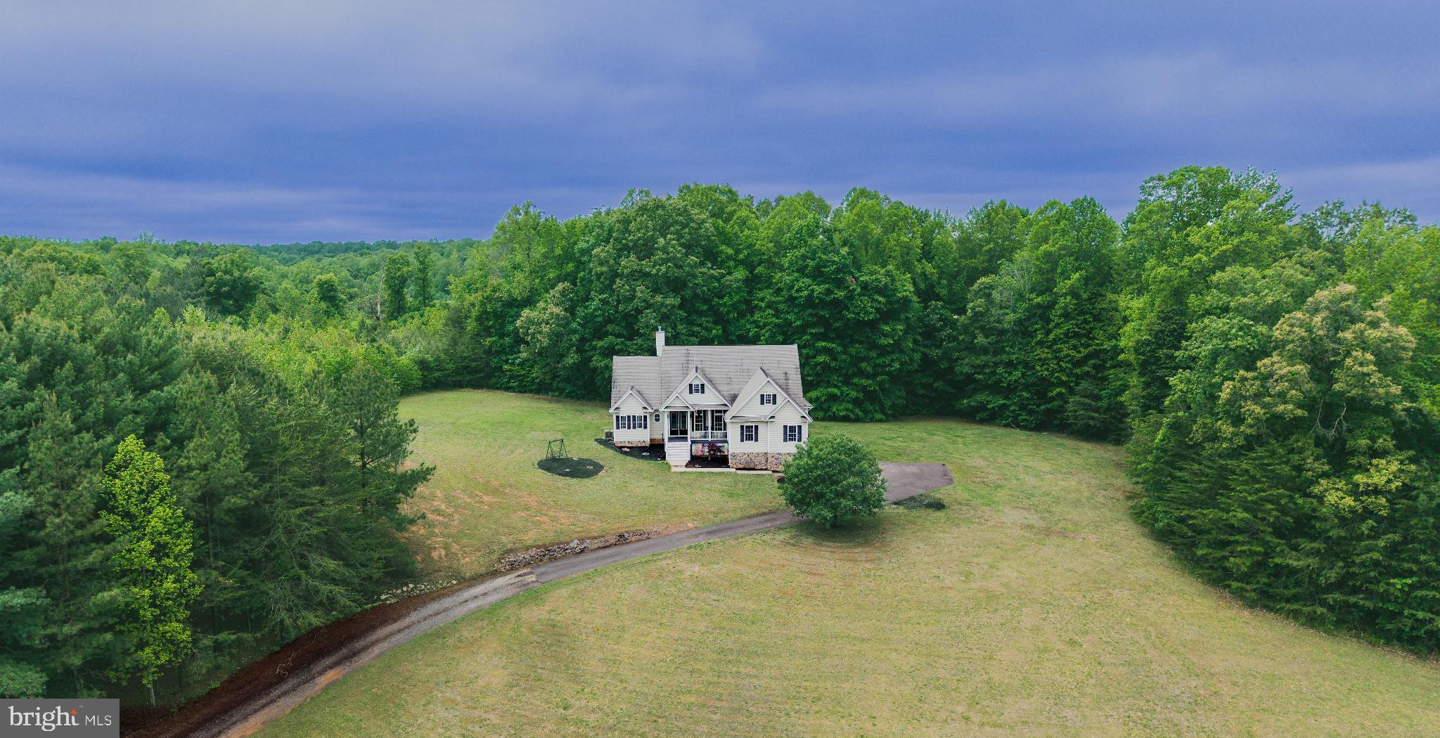 6315 LITTLE ACRES LANE