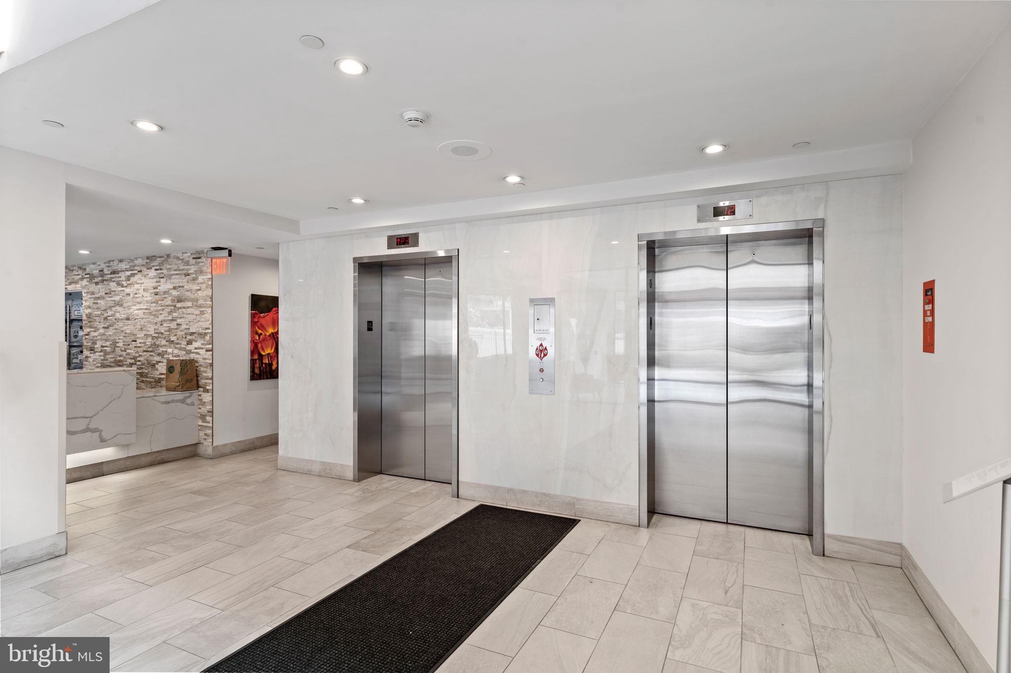 1301 N COURTHOUSE ROAD 914