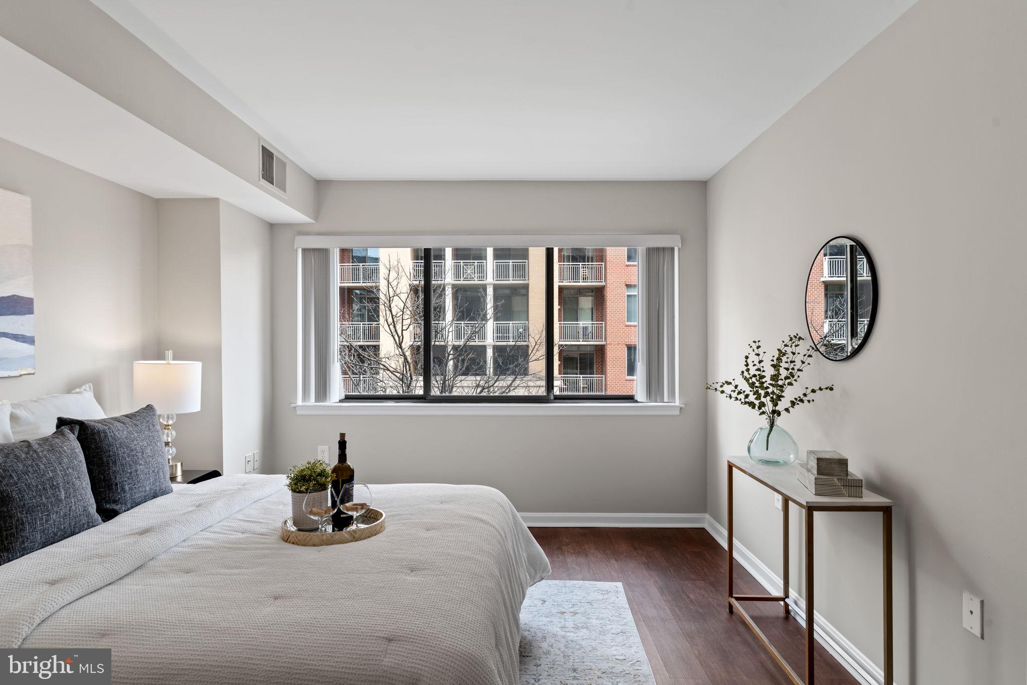 COURTHOUSE - Residential