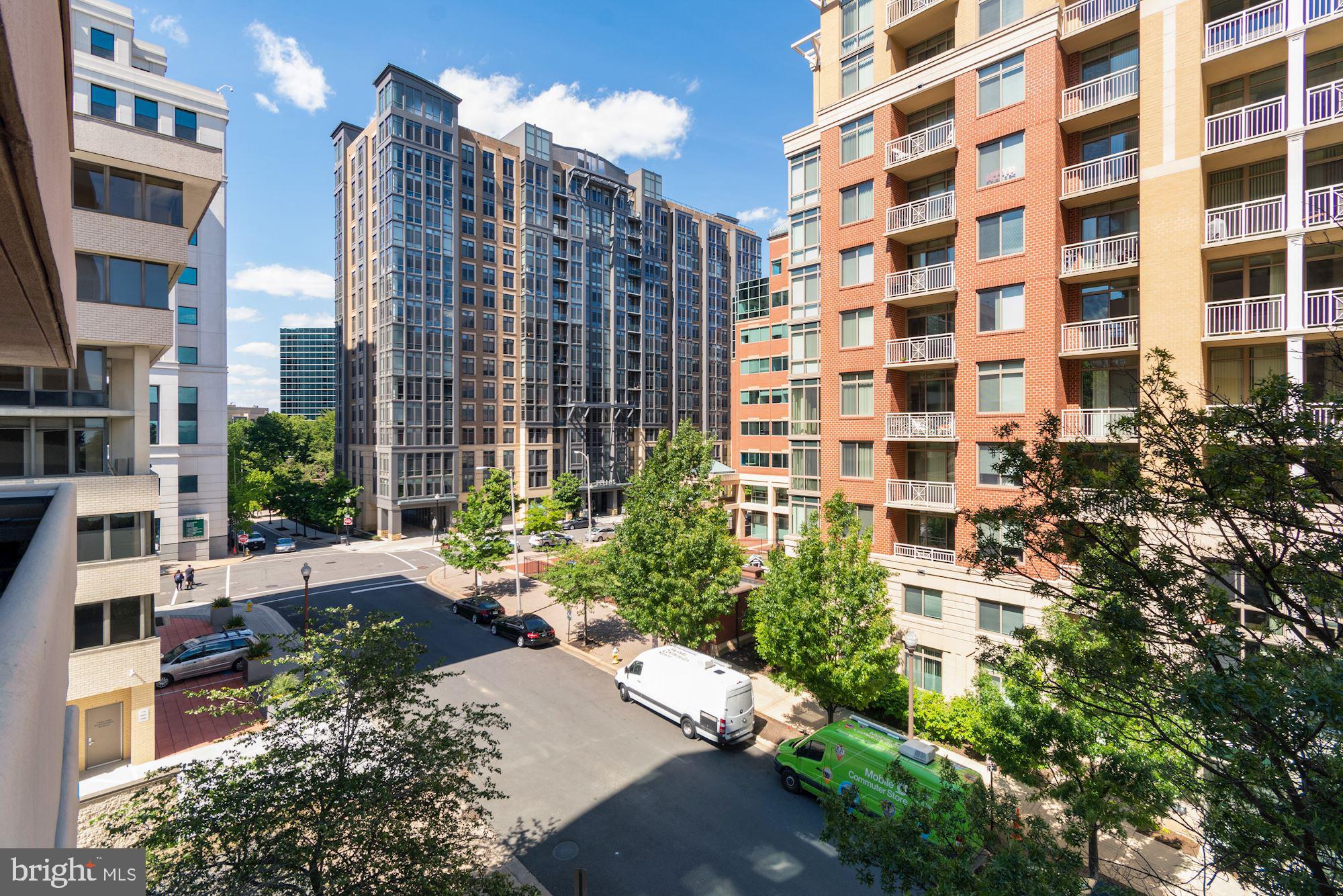 COURTHOUSE - Residential