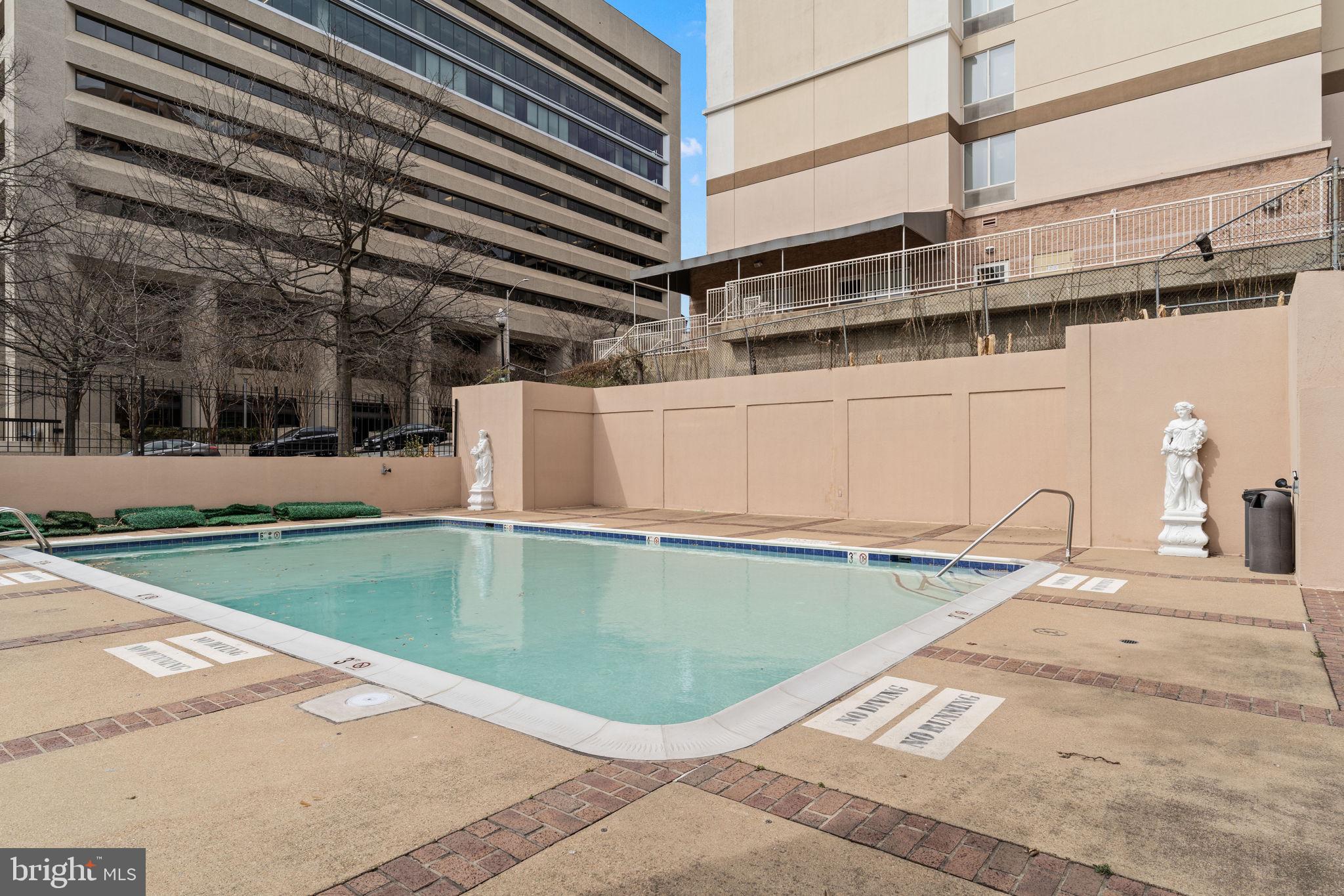 COURTHOUSE - Residential