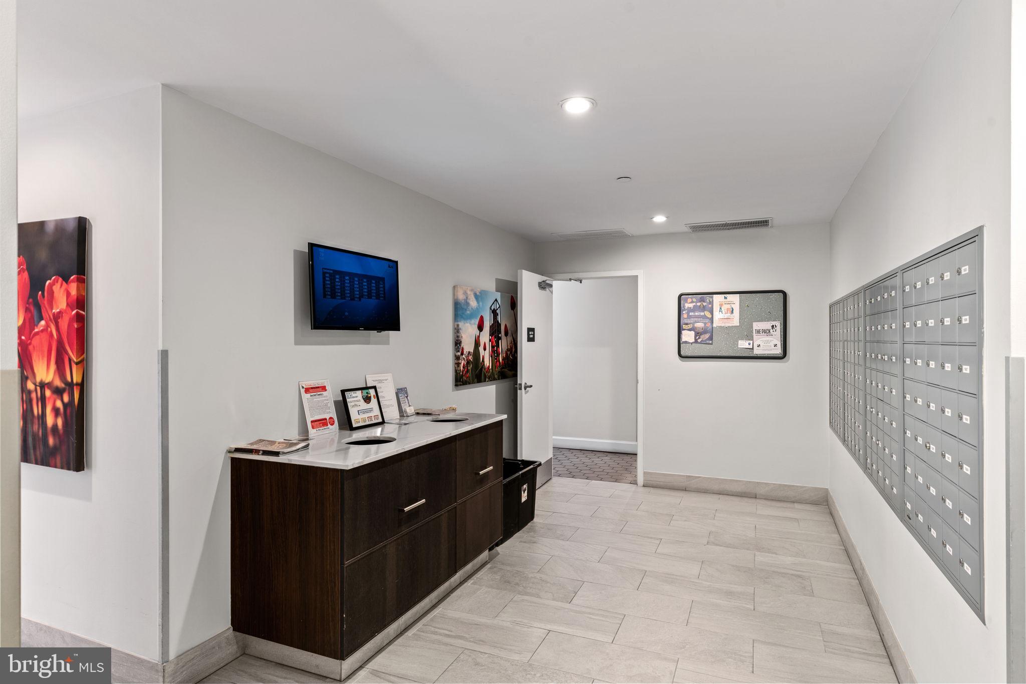 COURTHOUSE - Residential