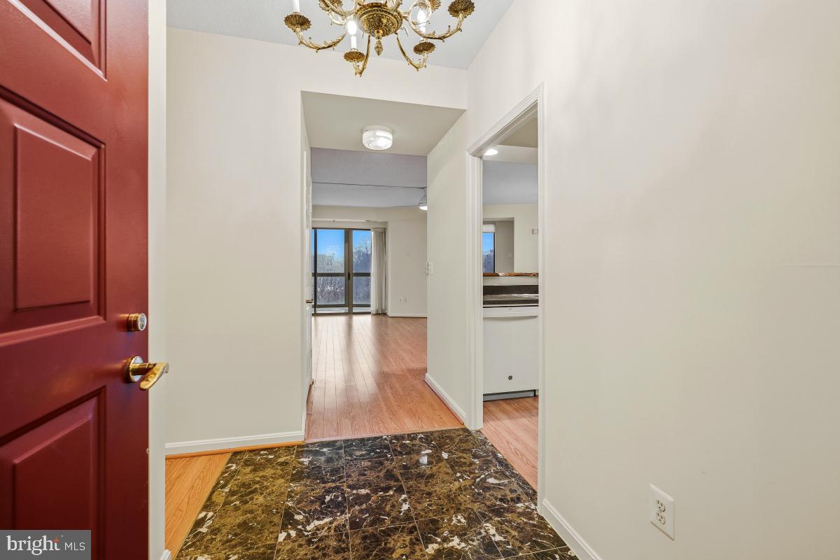 OVERLOOK AT LEISURE WORLD - Residential Lease