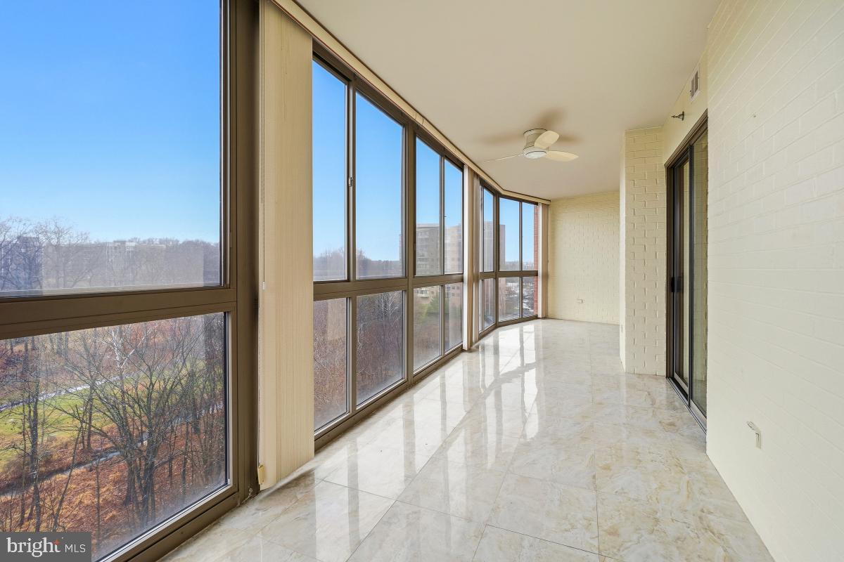 OVERLOOK AT LEISURE WORLD - Residential Lease