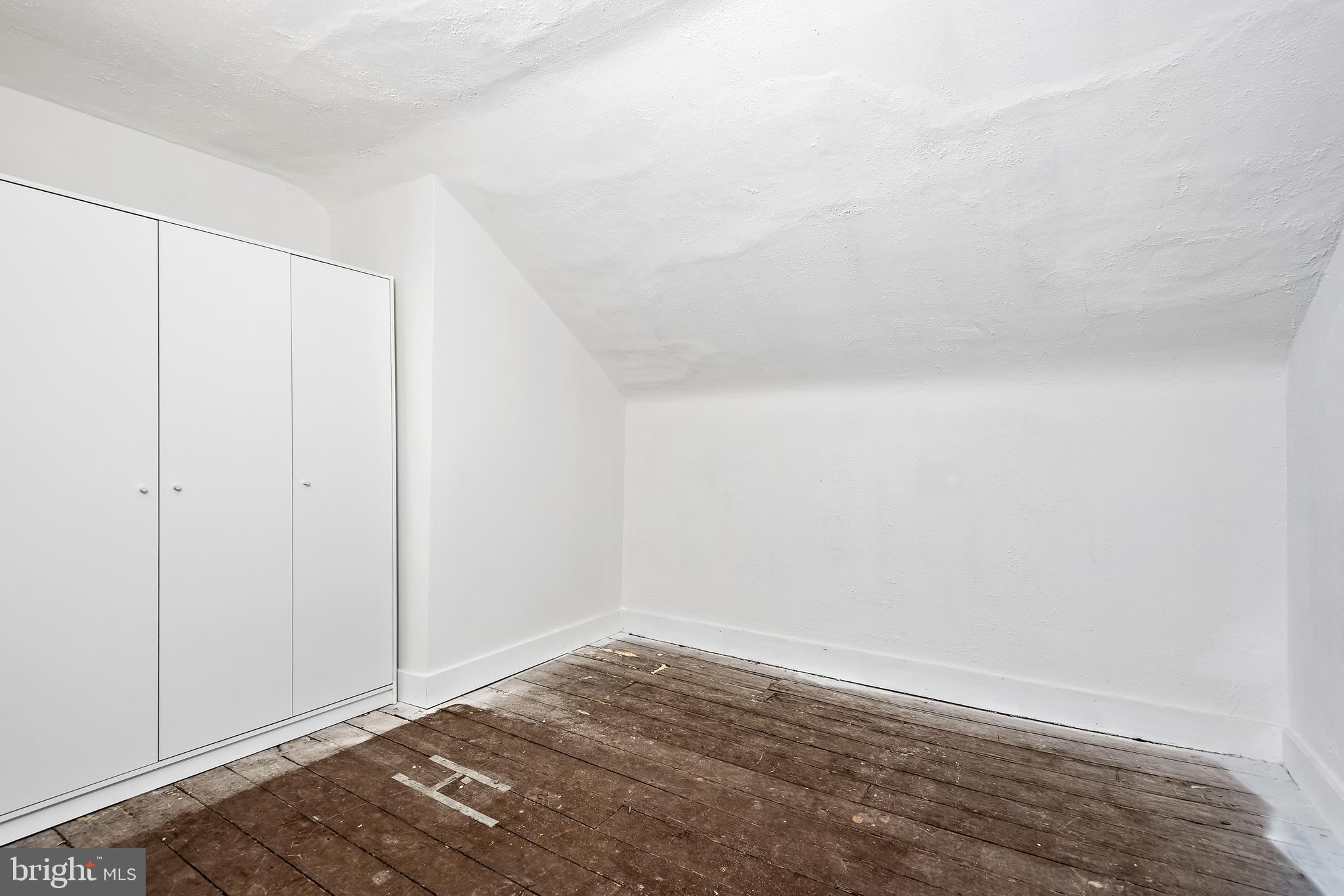 COLUMBIA - Residential