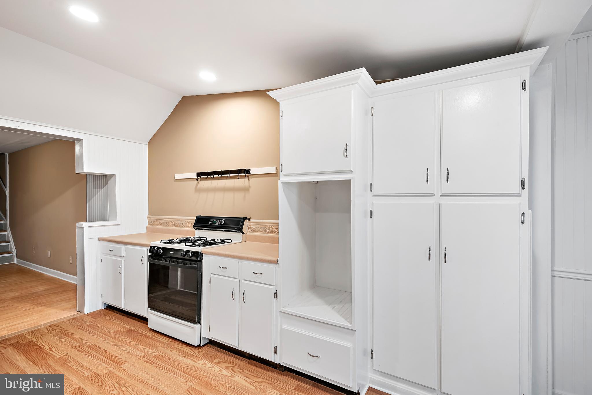 COLUMBIA - Residential