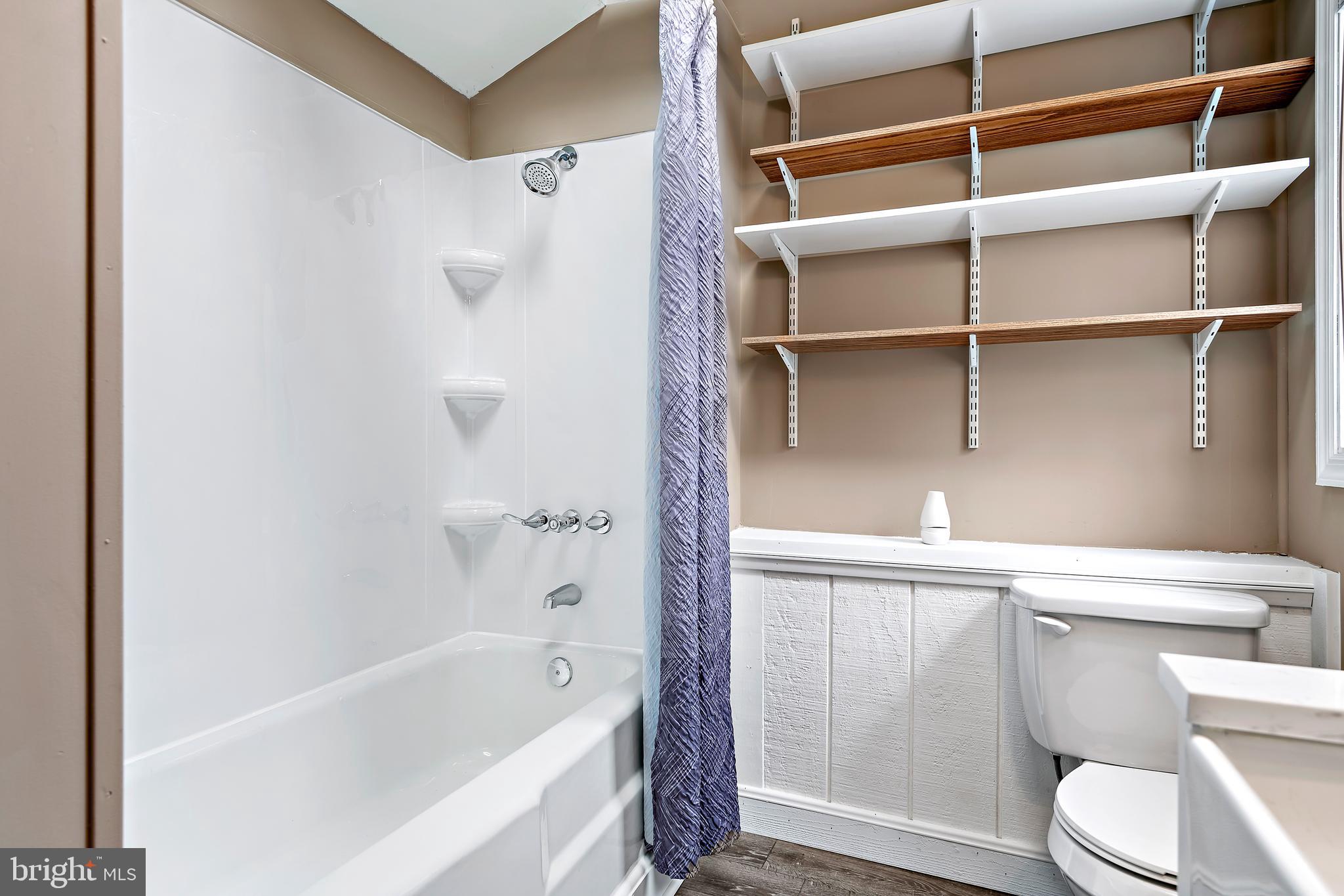 COLUMBIA - Residential