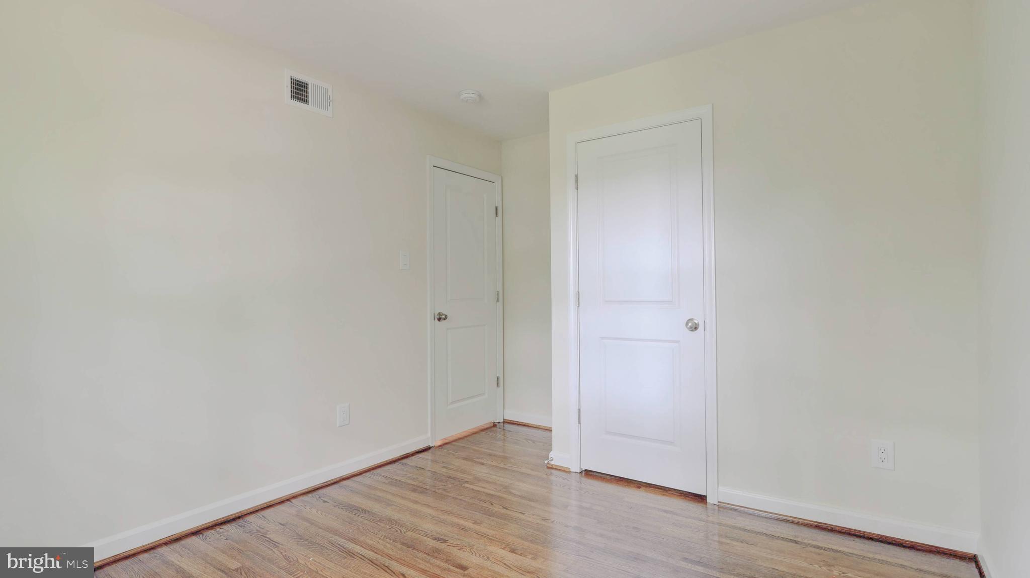 BROOKSIDE - Residential