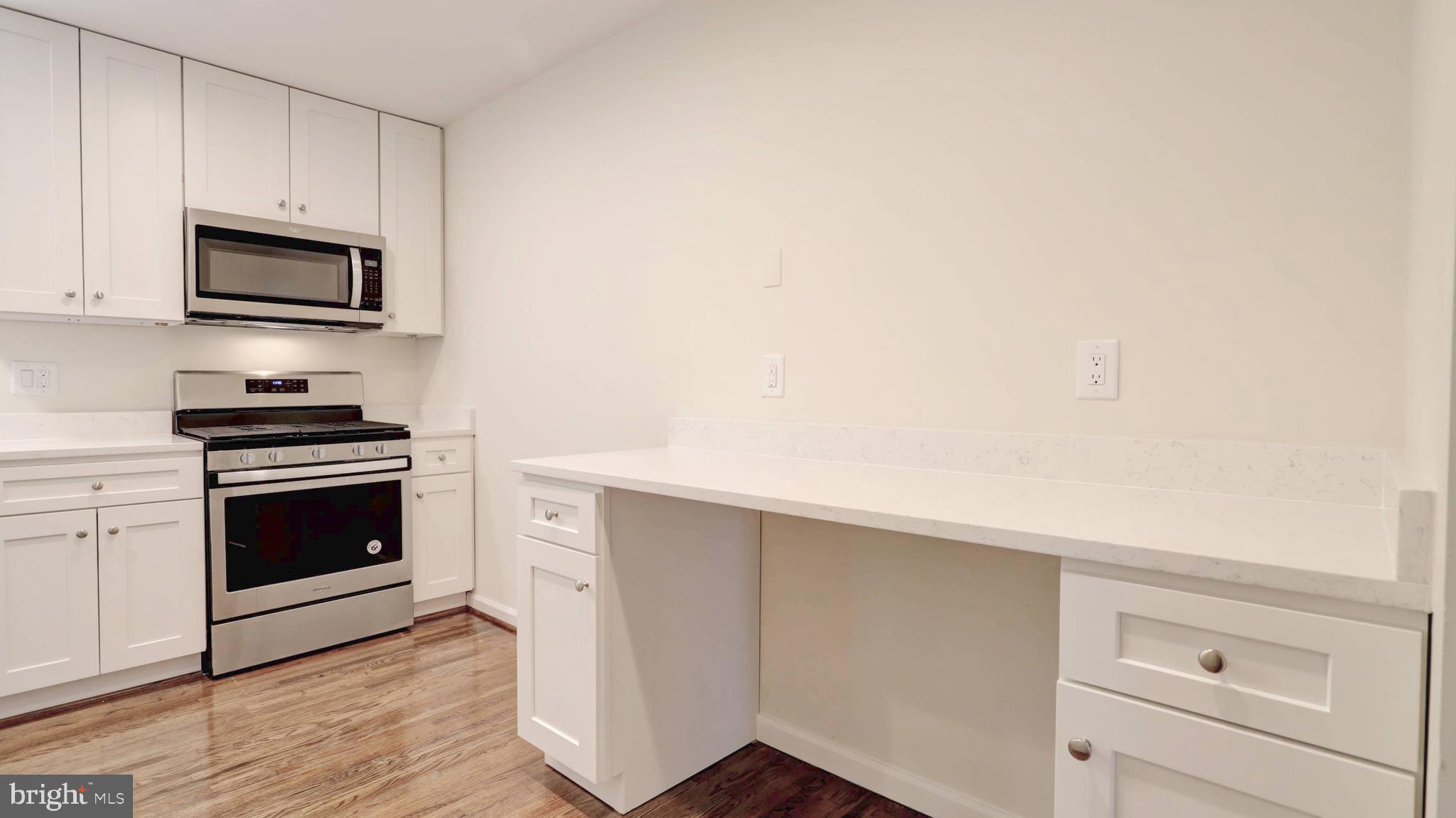 BROOKSIDE - Residential