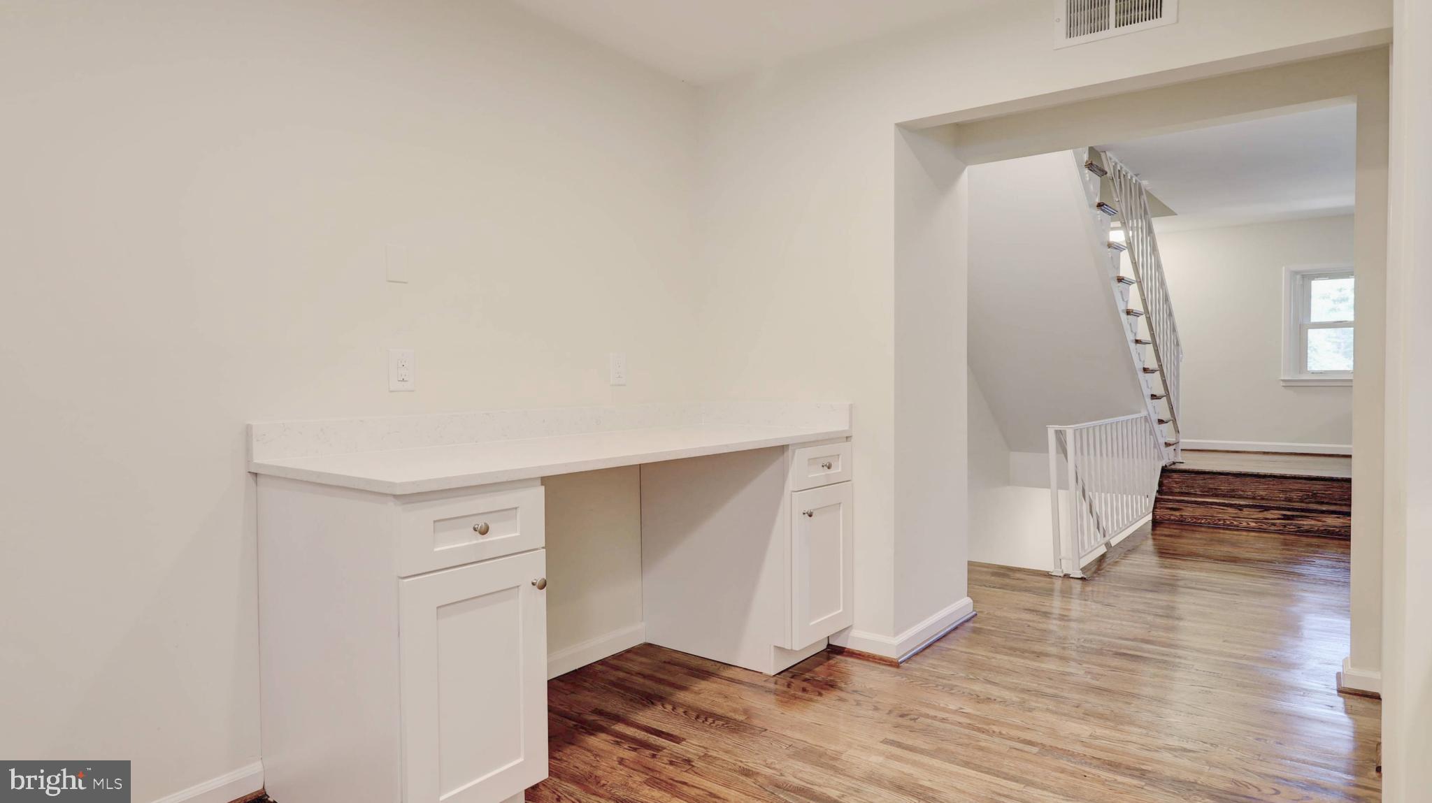 BROOKSIDE - Residential