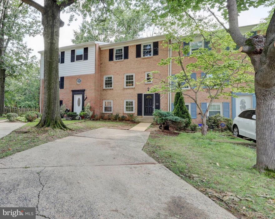 Move right in! This recently renovated beautiful 3 story, 4 BR 2.5 Bath town home awaits your family. With over 2000 square feet of space - it's worth taking a look at.   Top to bottom renovations include: Exquisitely refinished original hardwood floors on the upper two living levels, new carpet throughout the lower level, fully updated kitchen: white shaker soft close cabinets, quartz counter tops, new hardwood floors and brand new stainless steel appliances (microwave, stove - gas cooking, refrigerator w/ice maker, dishwasher and disposal), fully gutted and remodeled baths, new roof, new outlets and switches, new interior doors, fresh neutral paint throughout, new light fixtures, new washer and dryer and more.  Nothing left undone. Whole house duct cleaning was performed in August 2019. Water heater 2015. HVAC 2011.  The home is situated on a large lot with your own 2 car driveway for parking in a family-friendly neighborhood that is conveniently located  on Route 50 in Chantilly.  Shopping, community amenities and major transportation are all just moments away: Wegmans, Fair Oaks, Fair Lakes, Greenbriar Shopping Center,  Dulles Airport, Reston, & soon Herndon Metro lines, the Toll Road and Route 66.  Enjoy the shaded backyard or walk to nearby neighborhood pools and parks. Check out the virtual tour to get a feel for walking around the house.