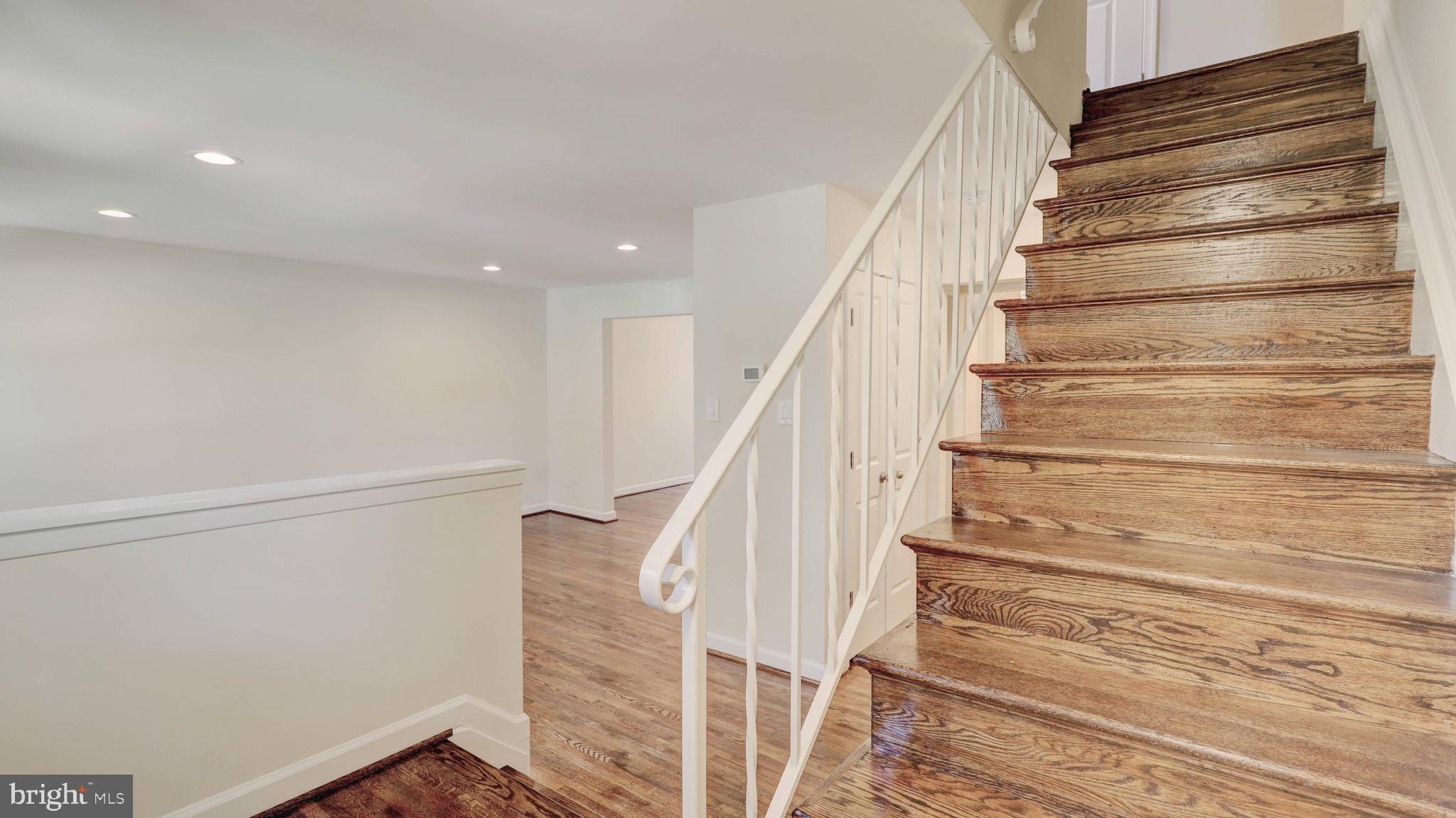 BROOKSIDE - Residential