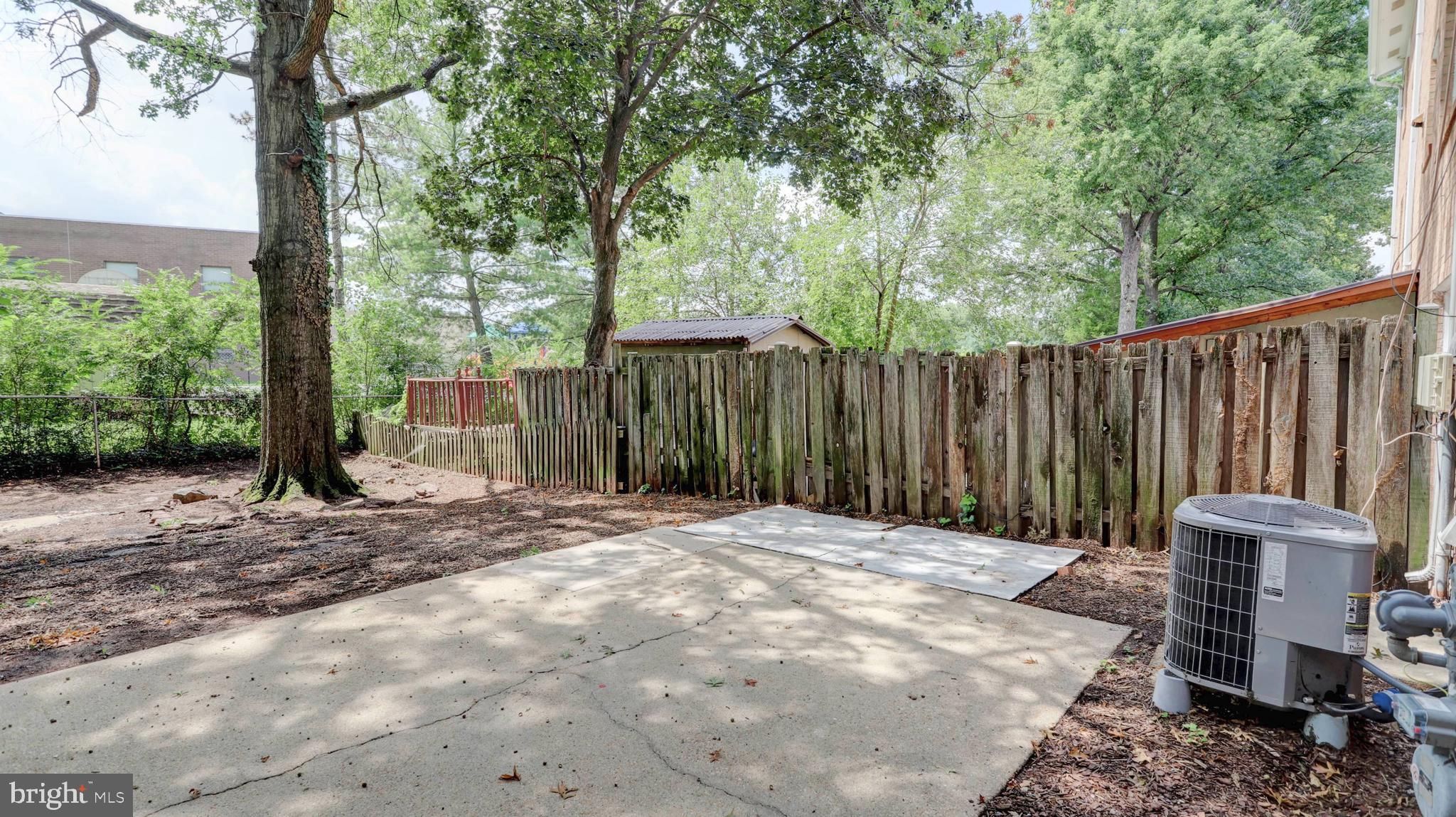 BROOKSIDE - Residential