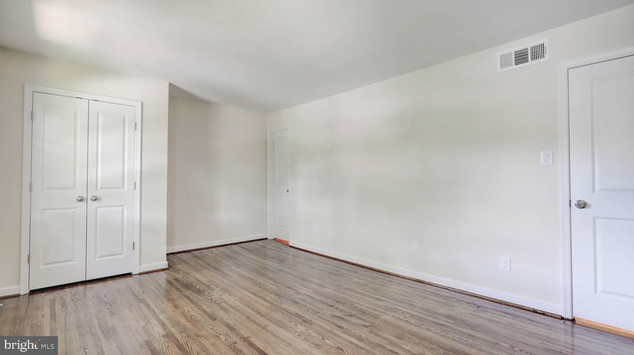 BROOKSIDE - Residential