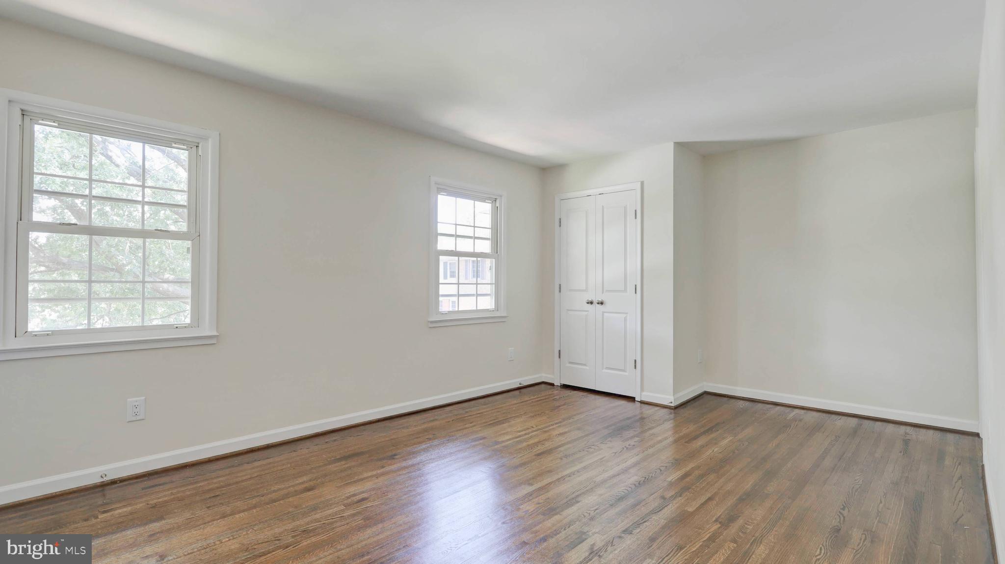 BROOKSIDE - Residential