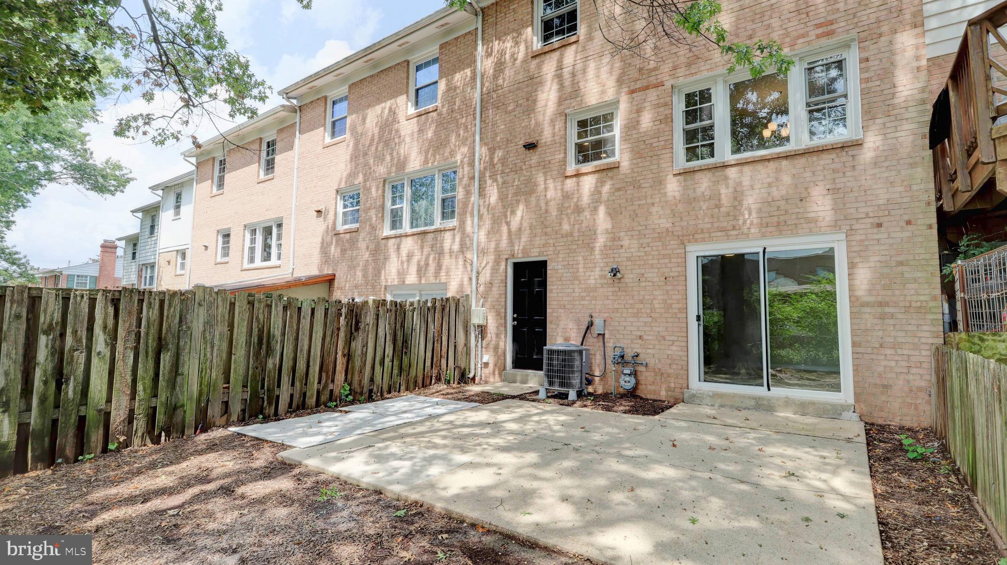 BROOKSIDE - Residential