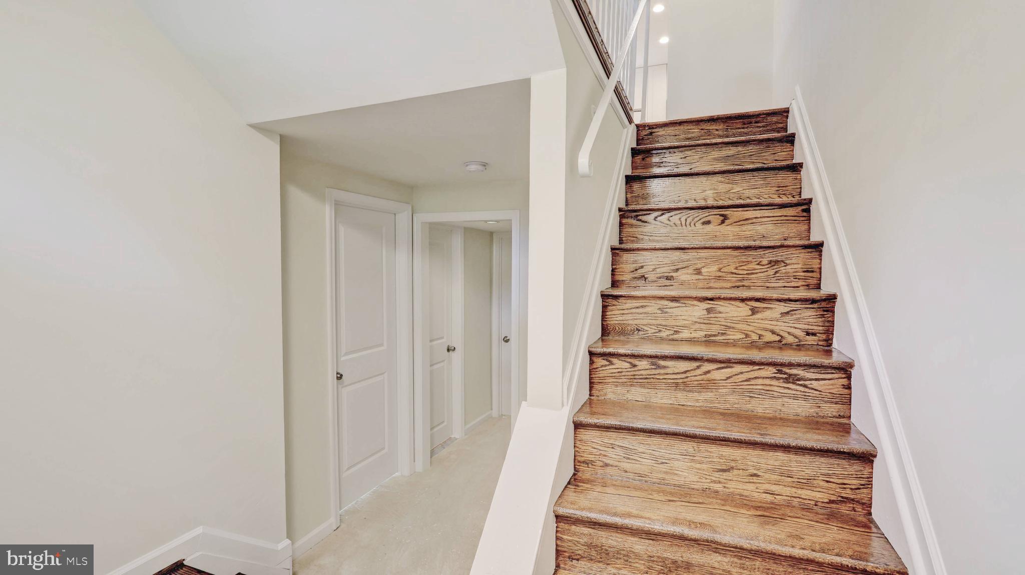 BROOKSIDE - Residential