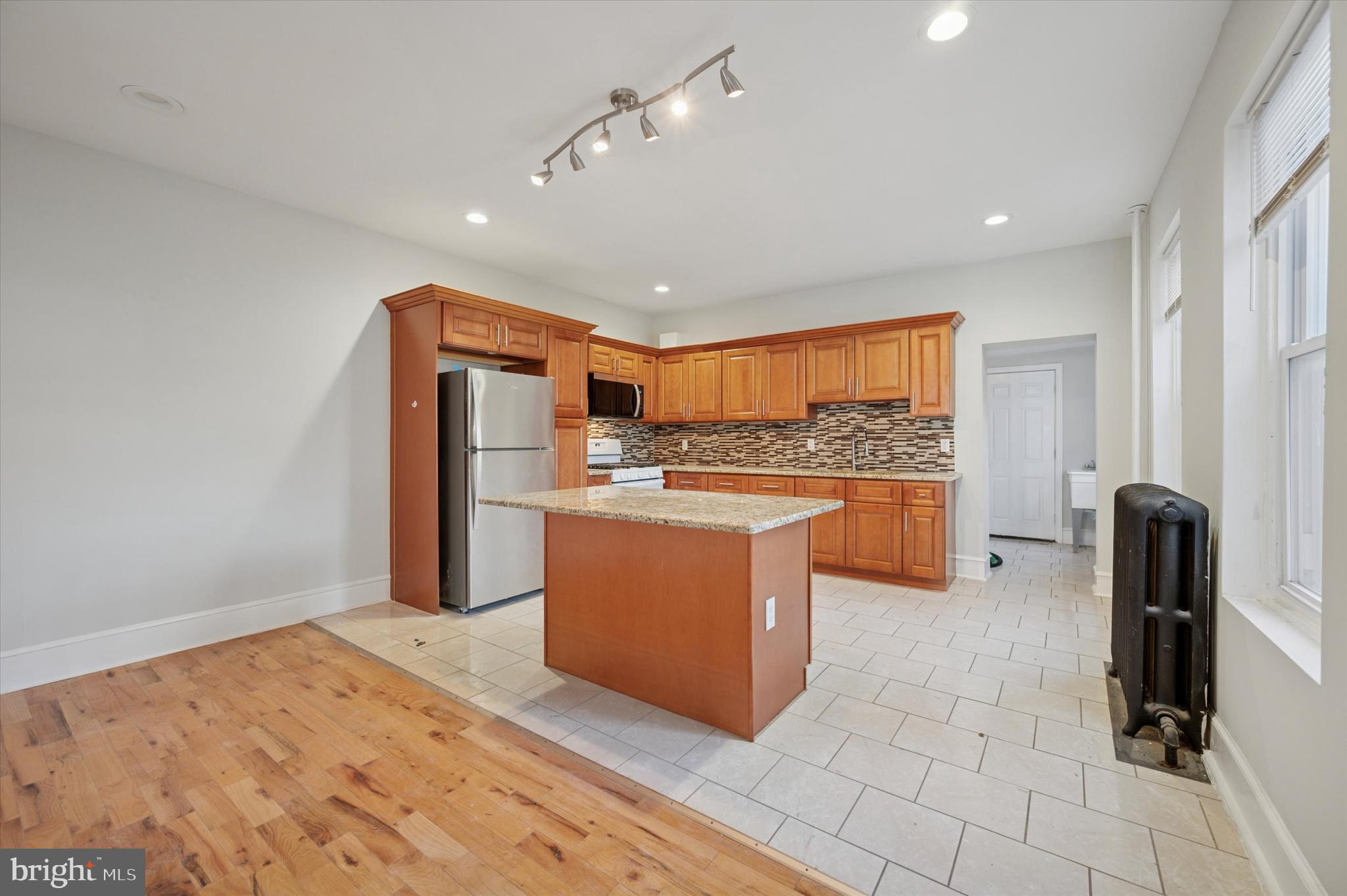 OGONTZ - Residential Lease