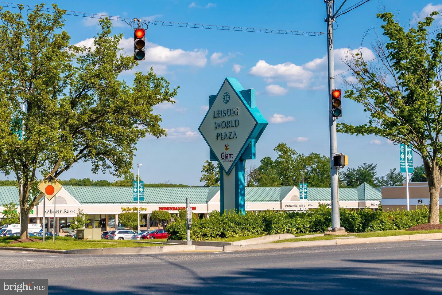 GREENS AT LEISURE WORLD - Residential
