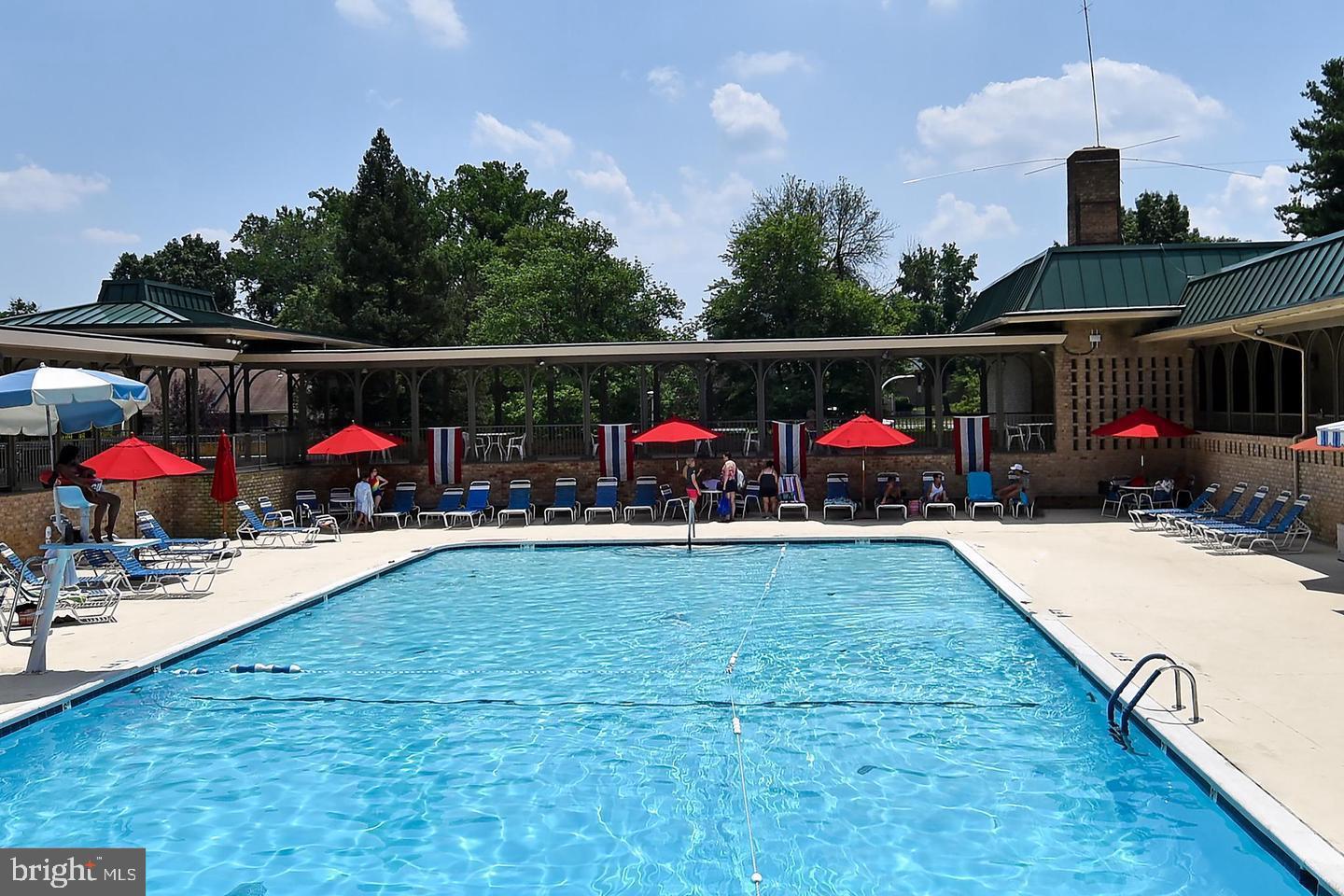 GREENS AT LEISURE WORLD - Residential