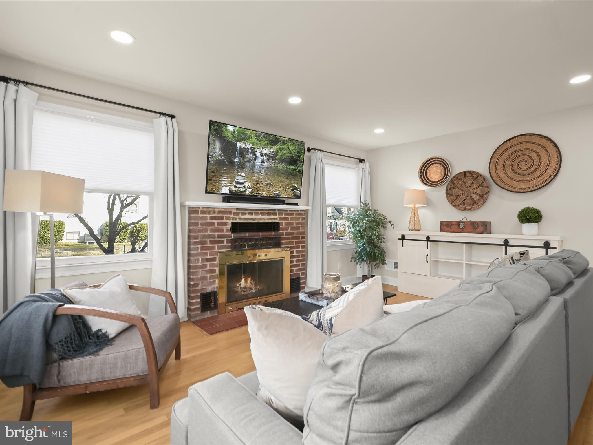 TOWER VIEW - Residential