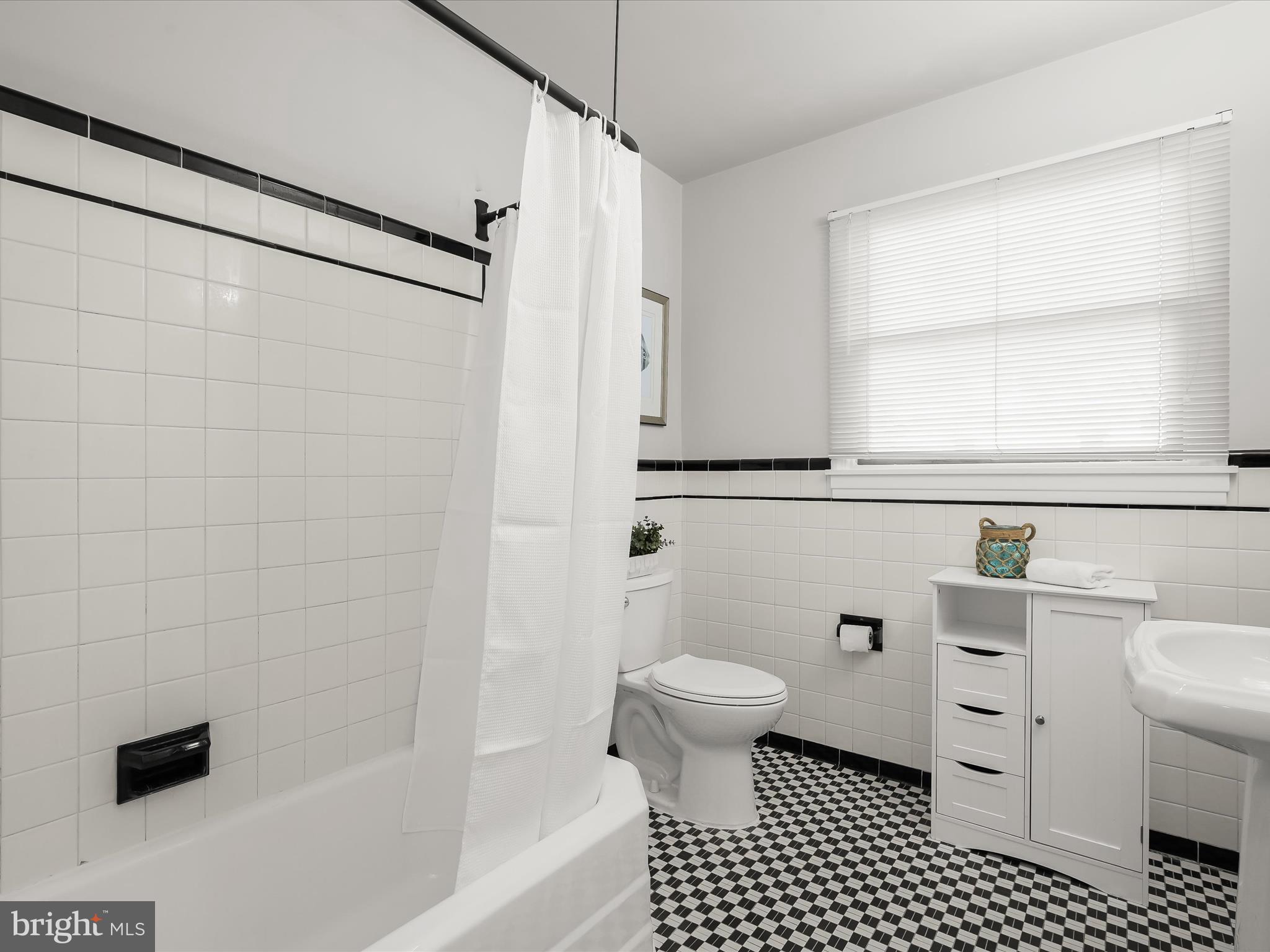 TOWER VIEW - Residential