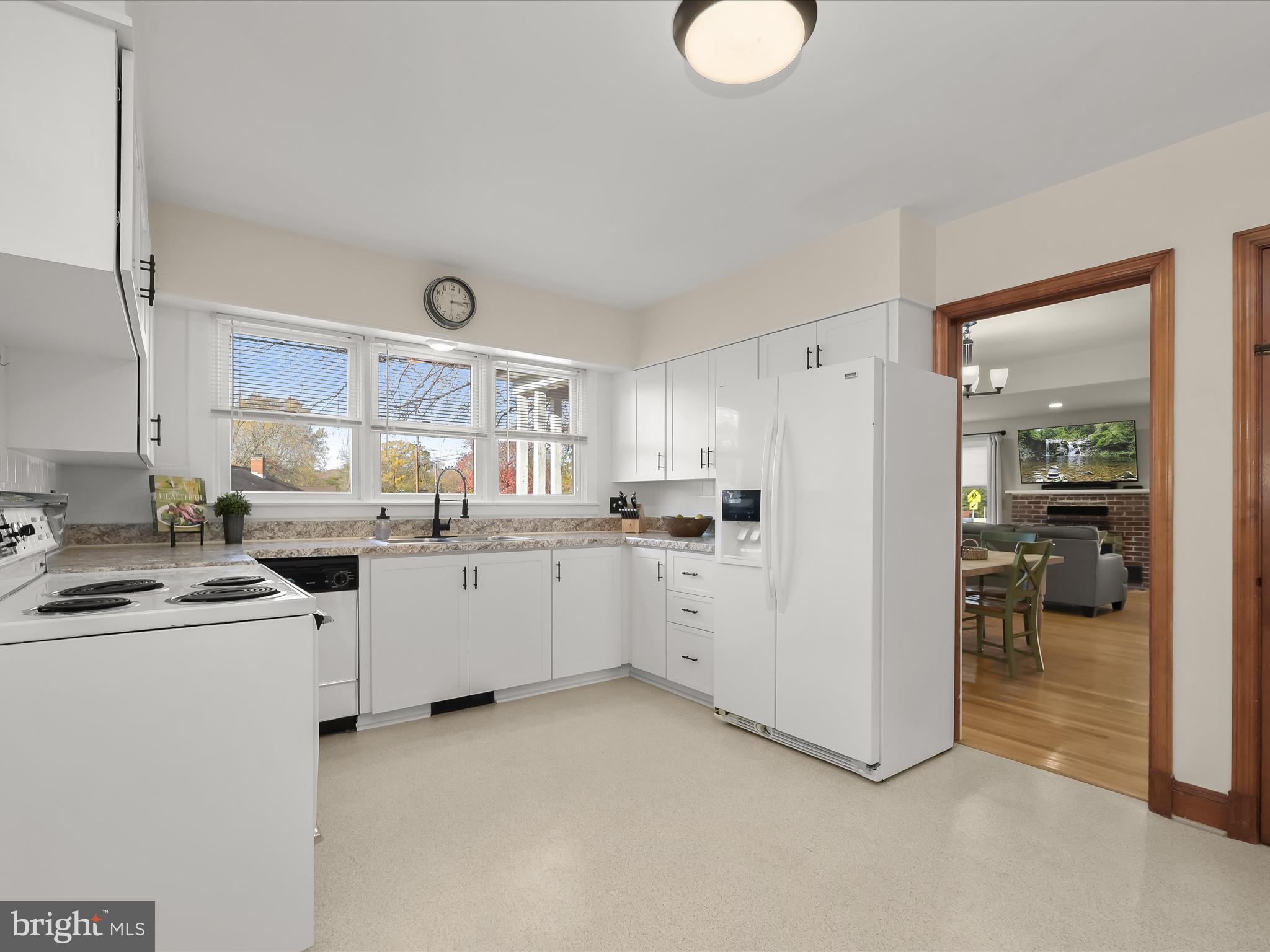 TOWER VIEW - Residential