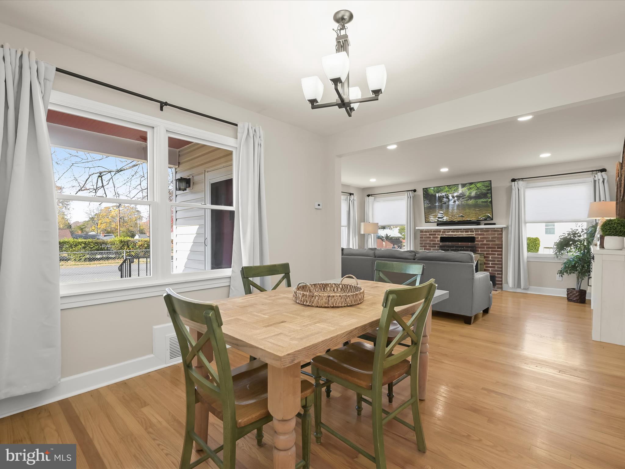 TOWER VIEW - Residential