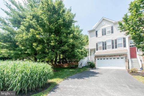Townhouse For Sale - 2749 Whittleby Court #25<br/> WEST CHESTER, PA 19382