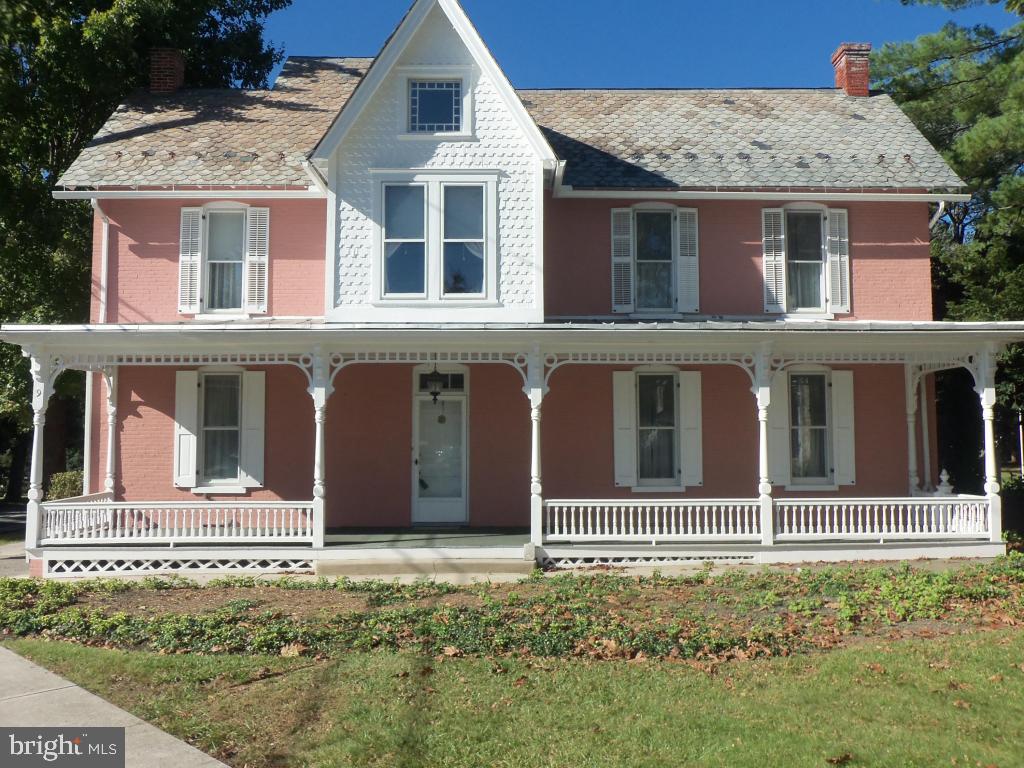 (AKA 9 N. River St, Maytown) Well maintained brick & vinyl 5+ bedroom home built in 1780. Large rooms, 3 fireplaces, hardwood & softwood floors, modern kitchen & baths, gas heat & hot water. Very good condition, workshop, garage, very nice back yard with privacy. You will like the large rooms and nice location.