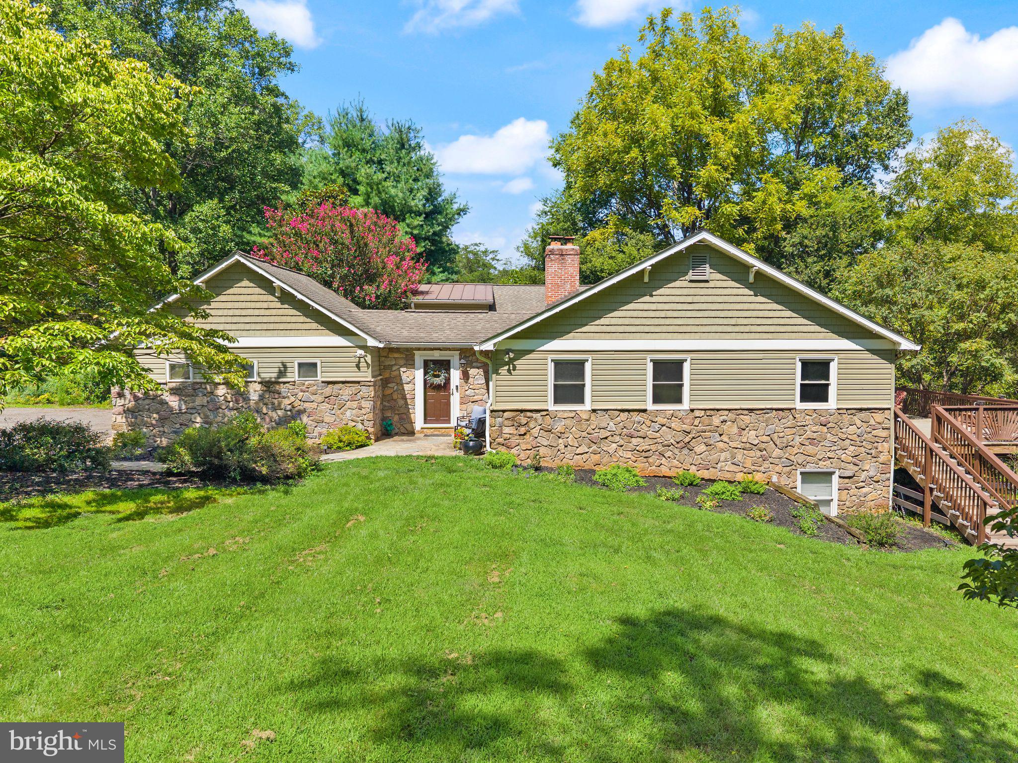 8256 LOCK LANE