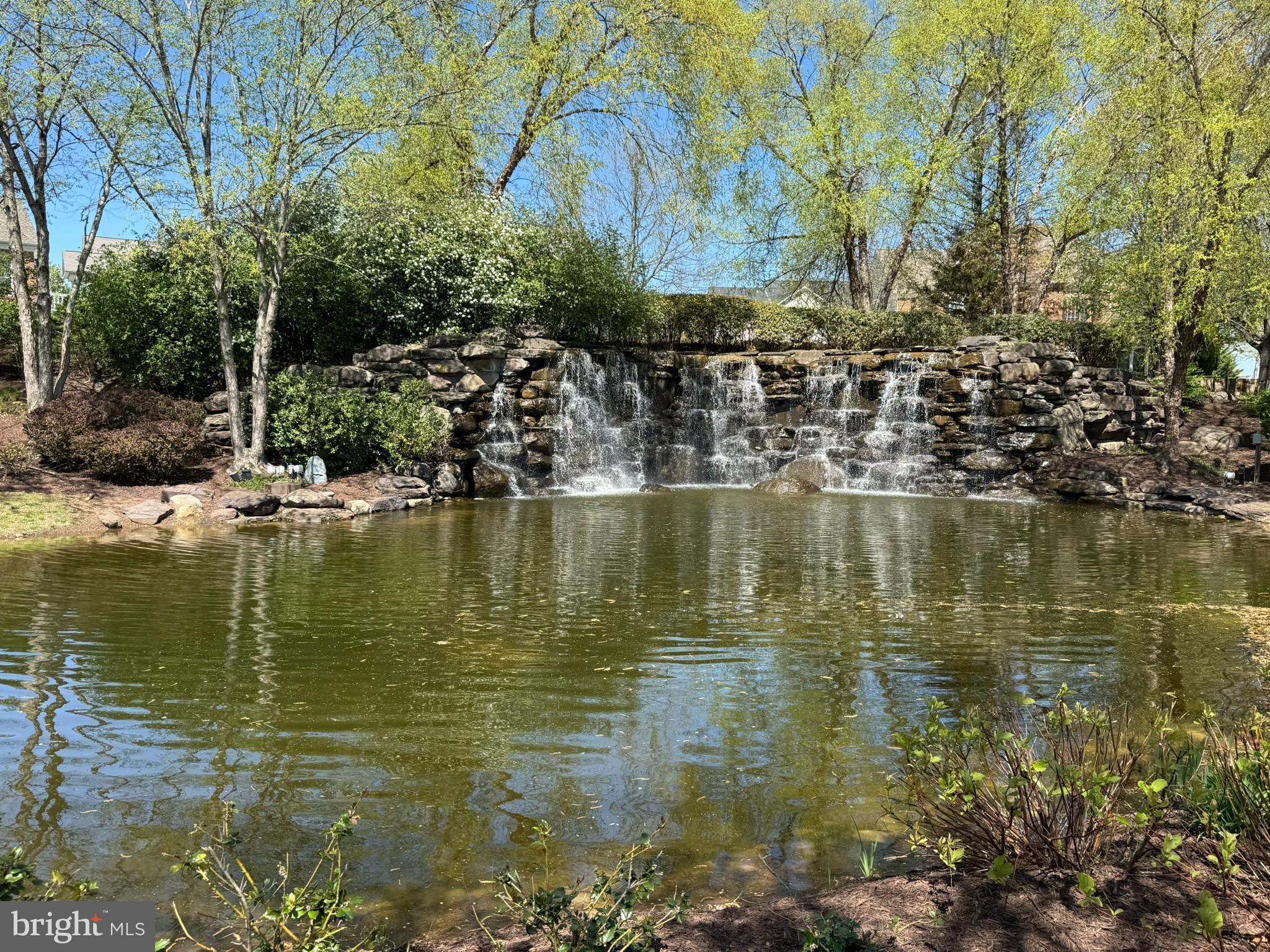 LANSDOWNE ON THE POTOMAC - Residential