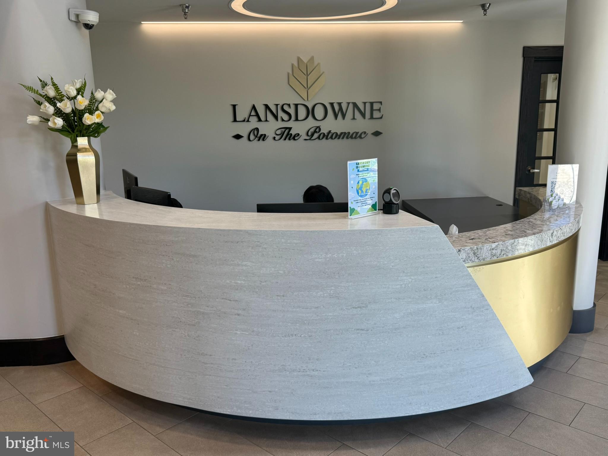 LANSDOWNE ON THE POTOMAC - Residential