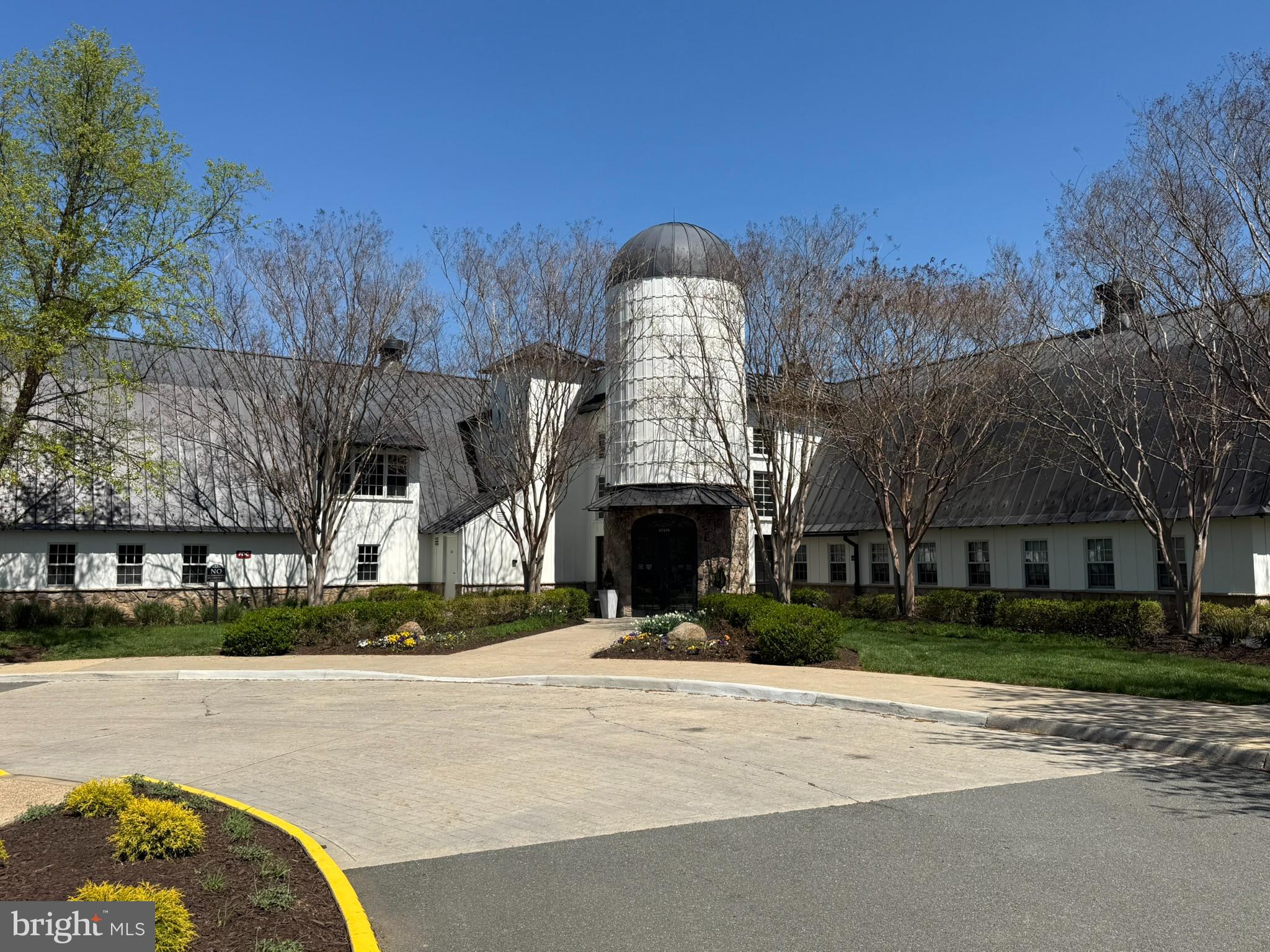LANSDOWNE ON THE POTOMAC - Residential