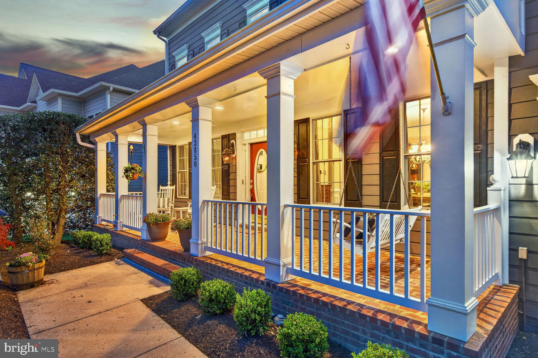 LANSDOWNE ON THE POTOMAC - Residential