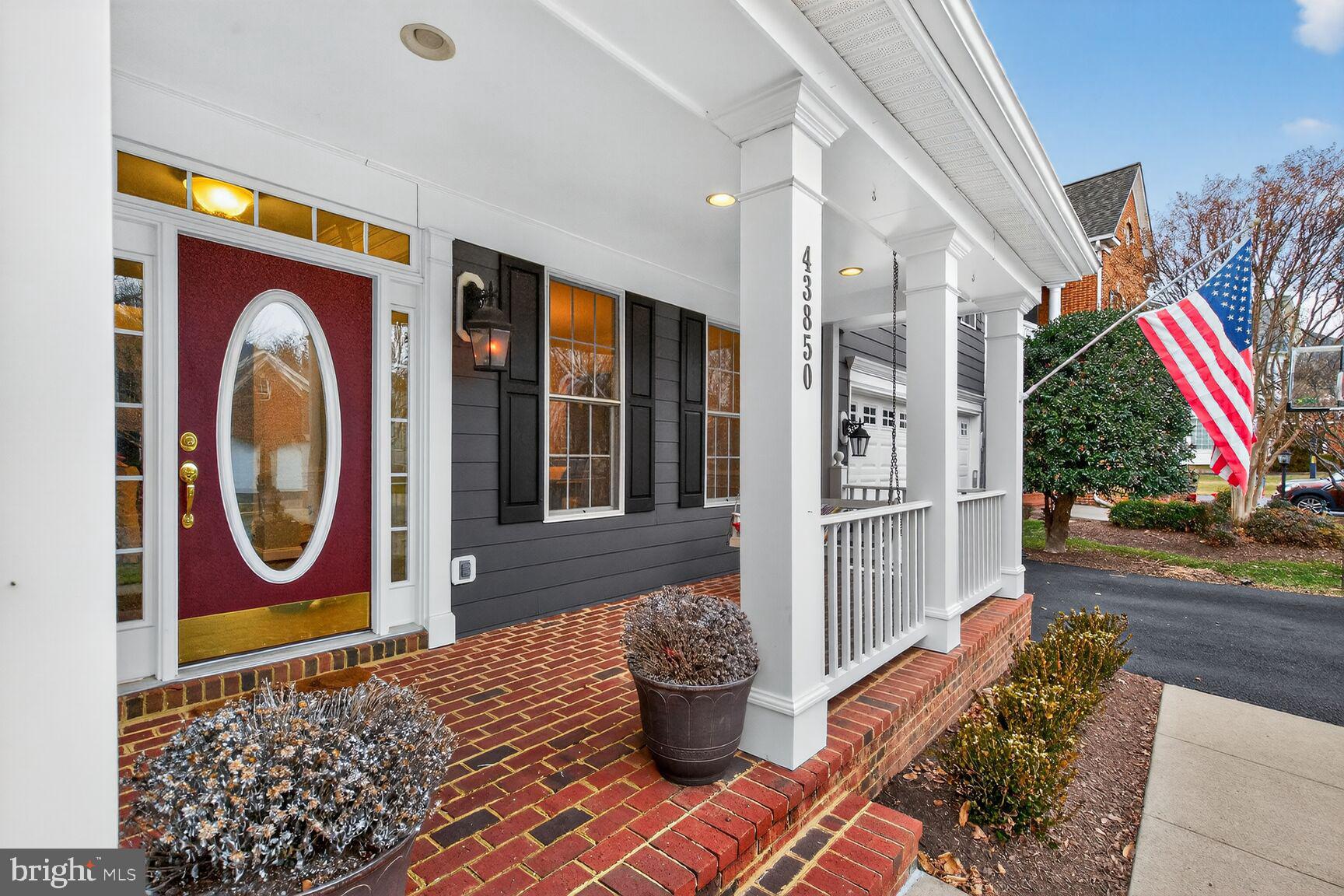 LANSDOWNE ON THE POTOMAC - Residential