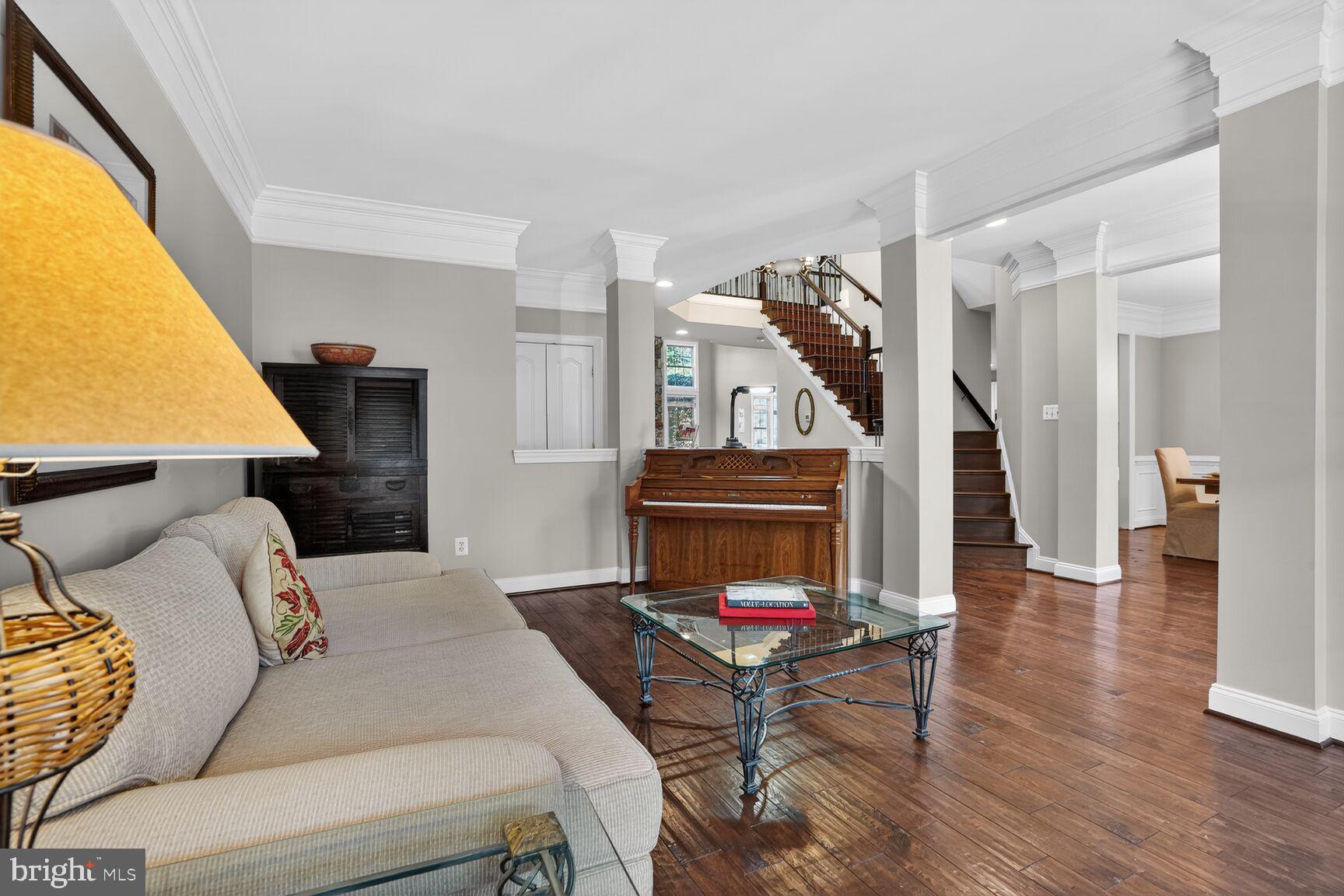 LANSDOWNE ON THE POTOMAC - Residential