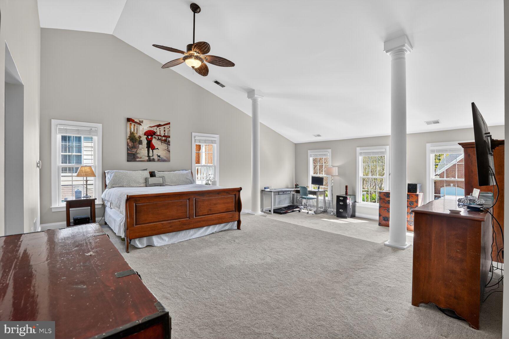 LANSDOWNE ON THE POTOMAC - Residential