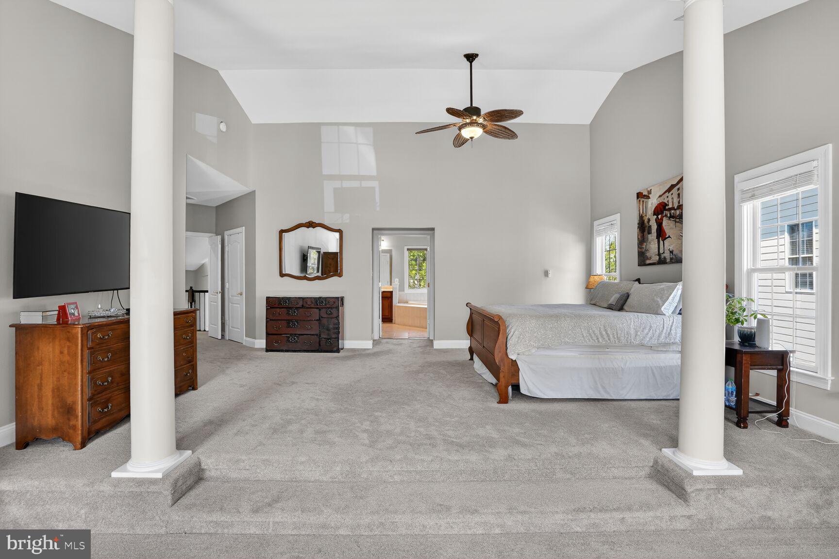 LANSDOWNE ON THE POTOMAC - Residential