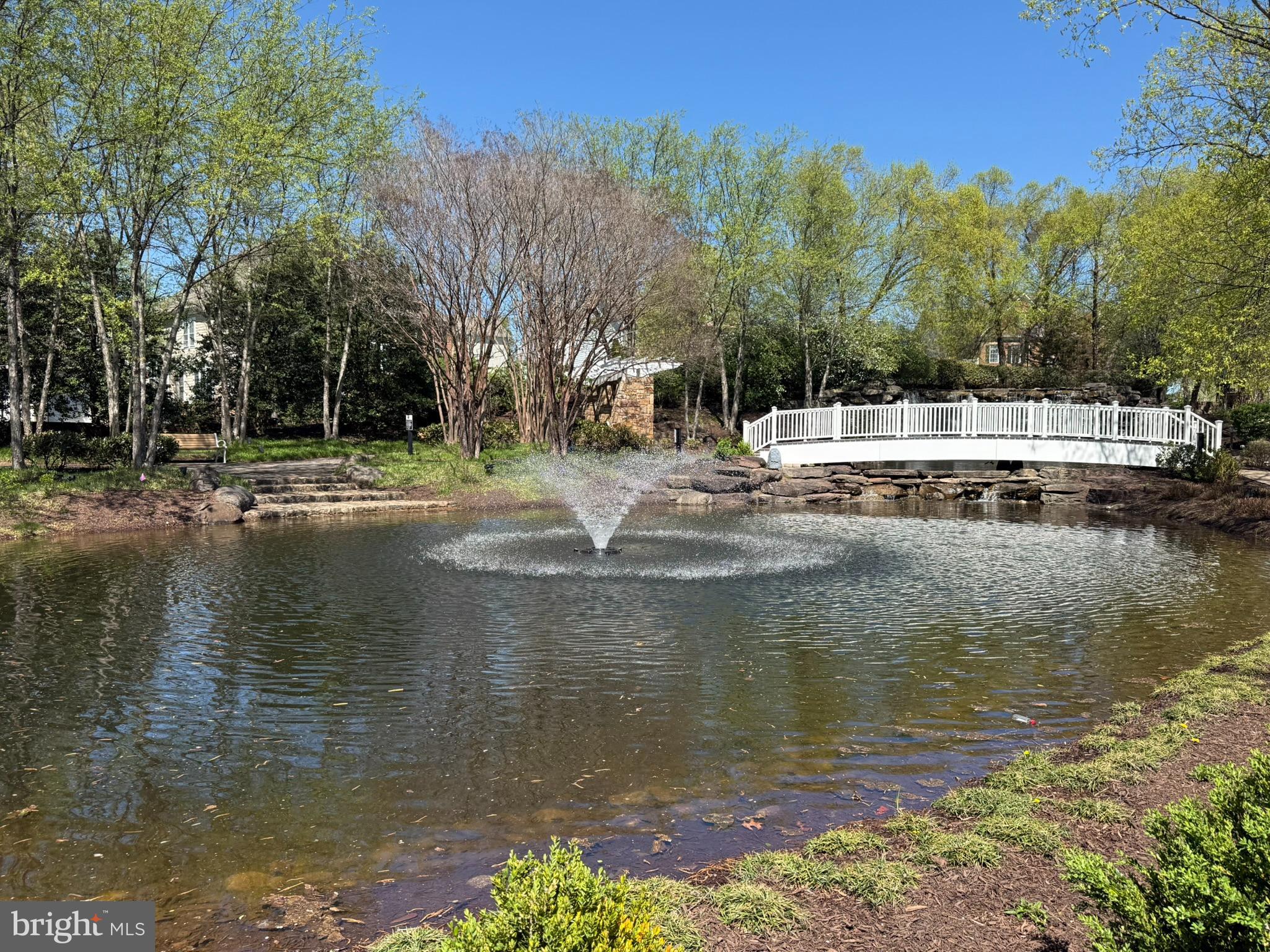 LANSDOWNE ON THE POTOMAC - Residential