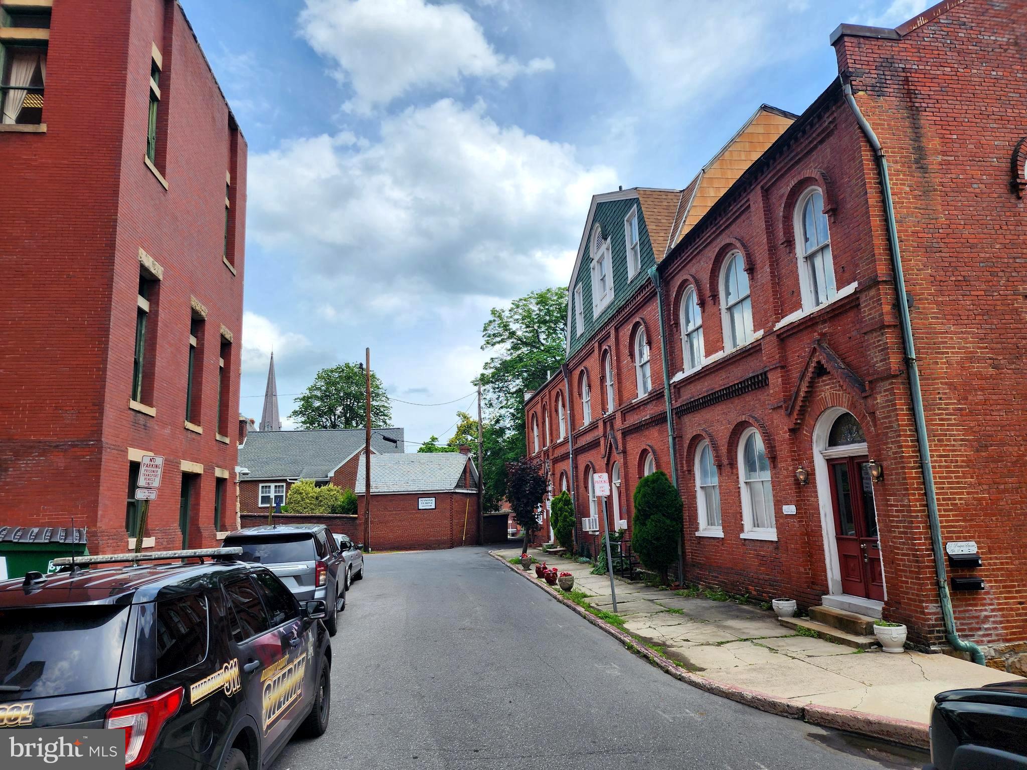 71 PROSPECT SQUARE