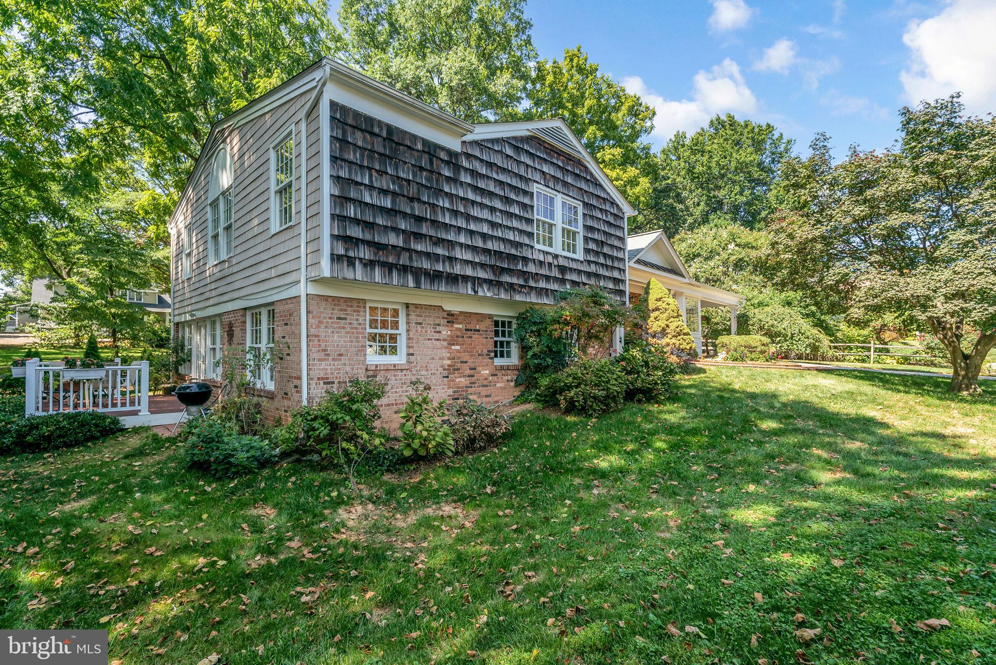 2708 N KENSINGTON STREET