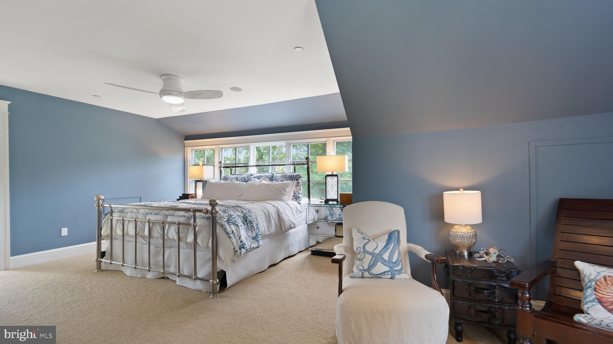 MURRAY HILL - Residential