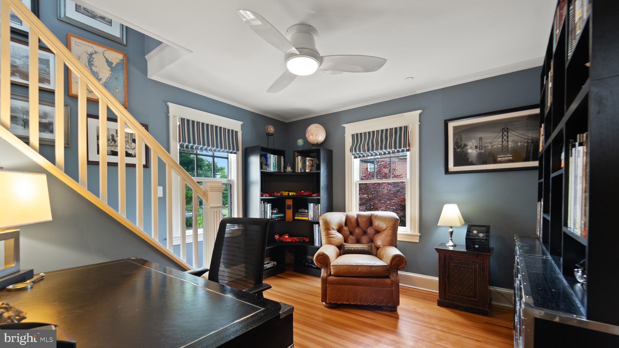 MURRAY HILL - Residential